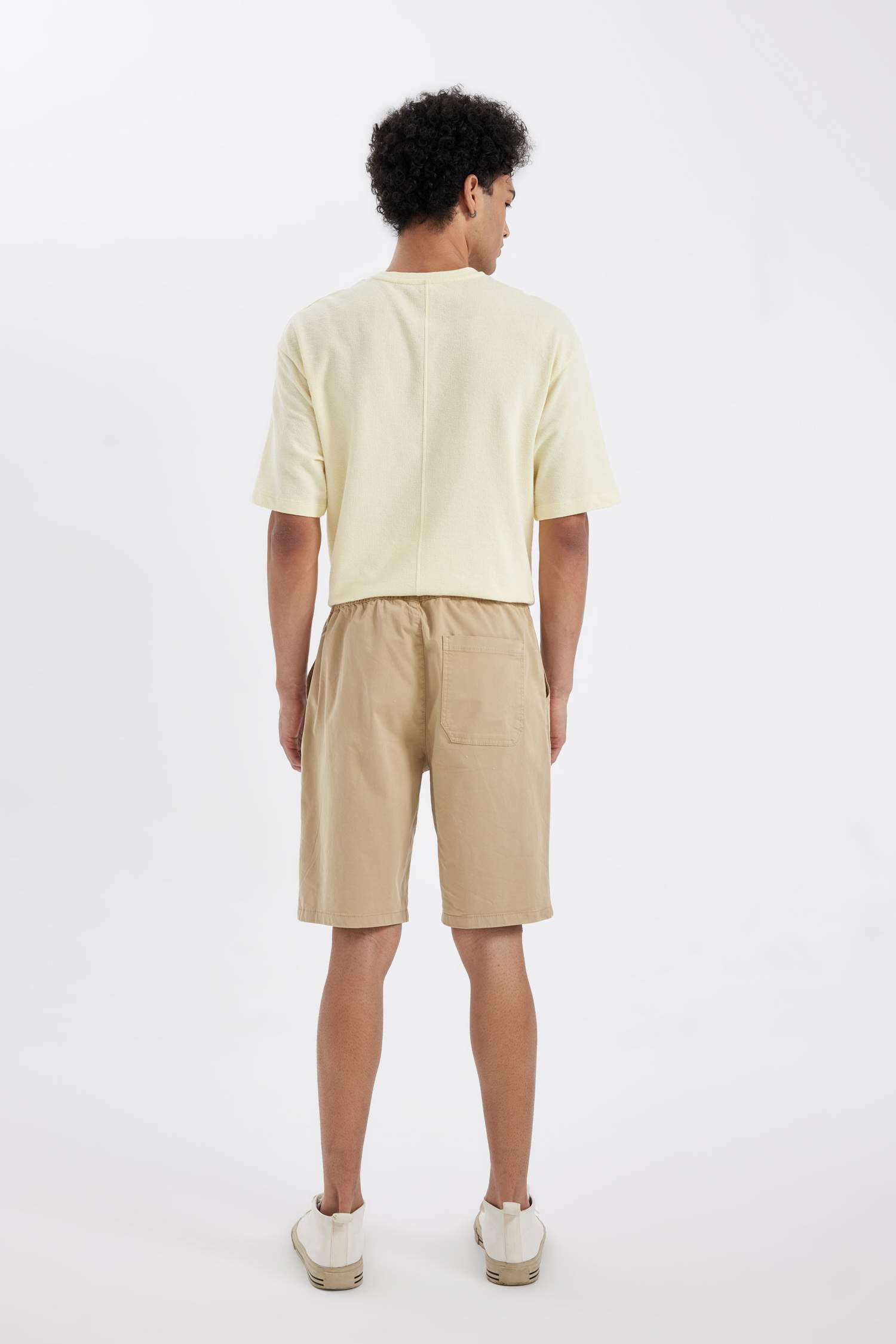 شورت جبردين قصة عادية