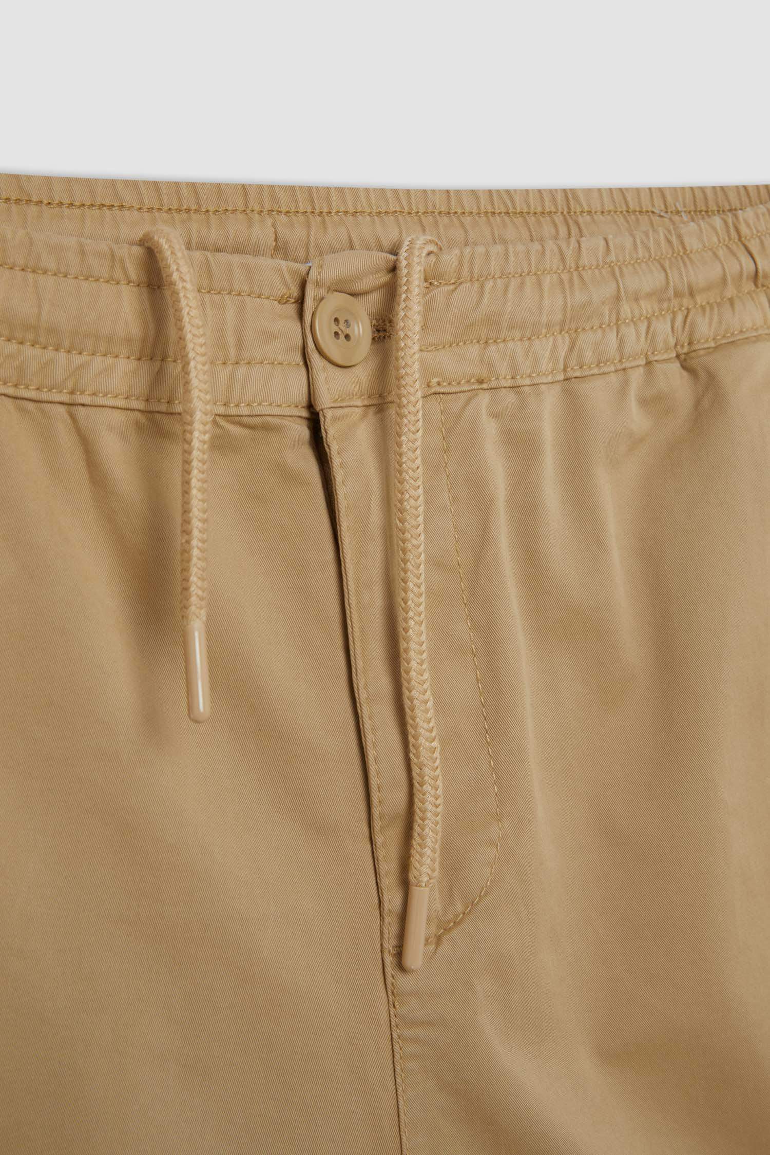 شورت جبردين قصة عادية