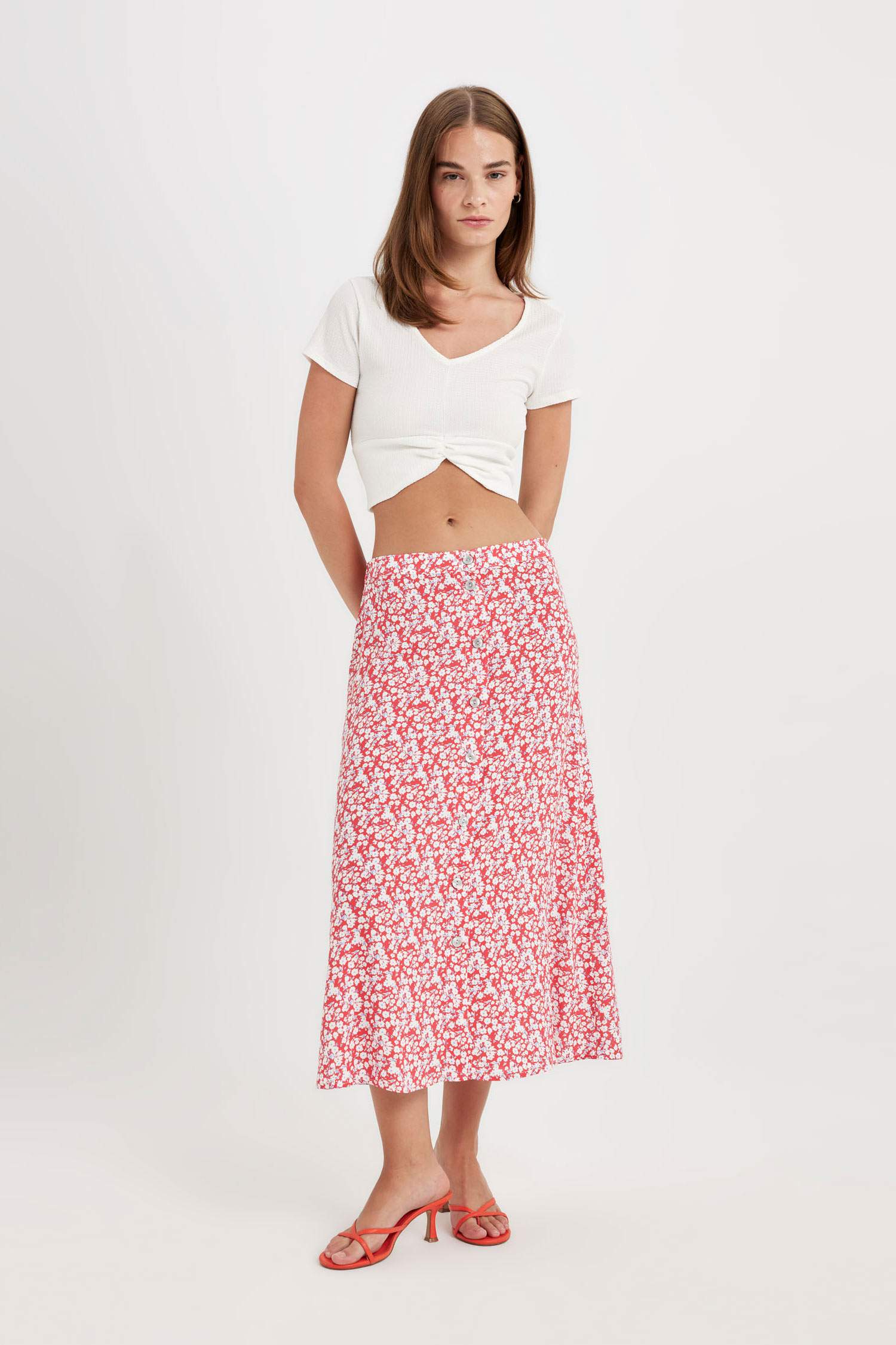 T-Shirt Slim à Manches Courtes Col en V