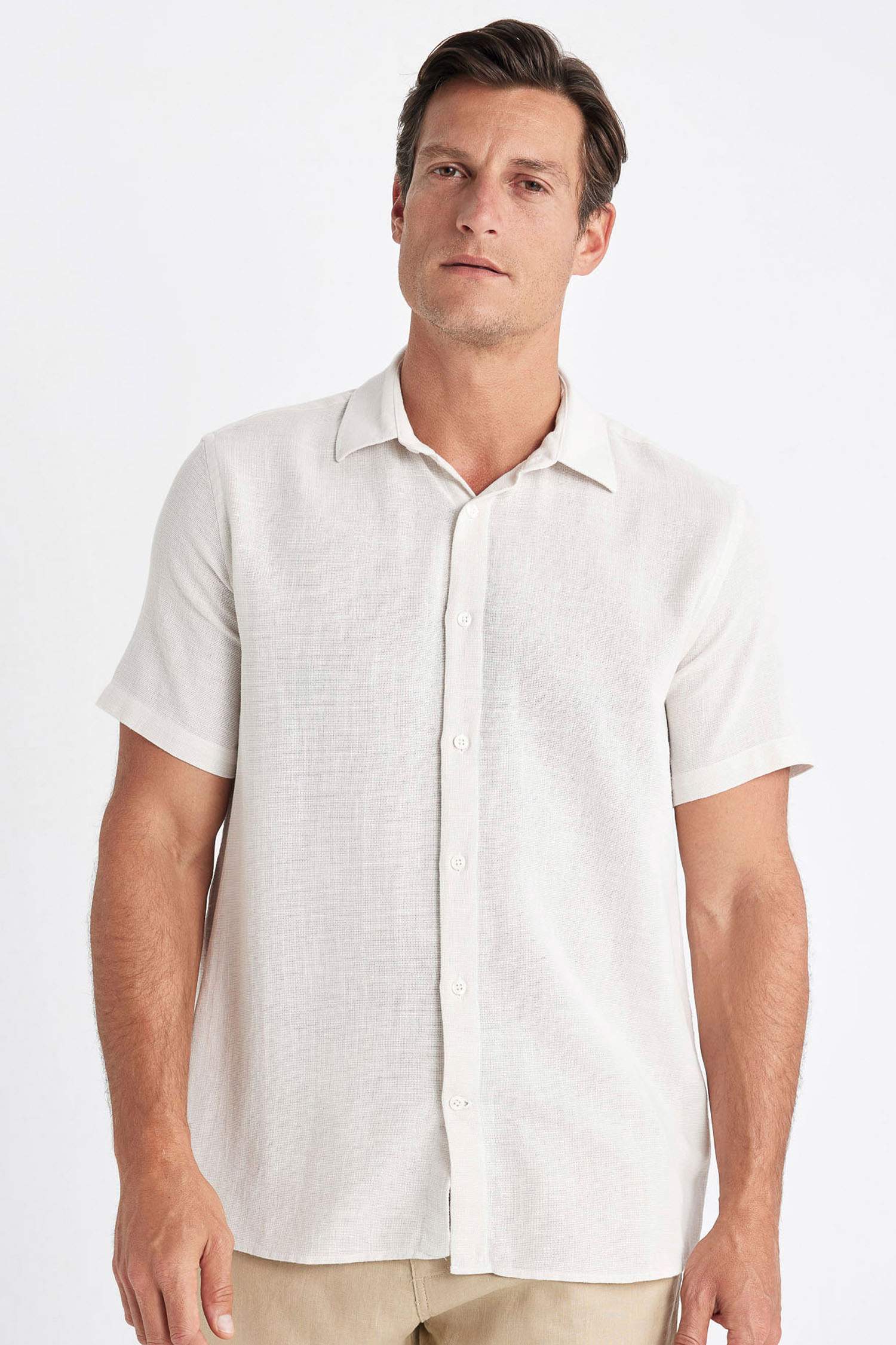 Chemise basique en coton à manches courtes Coupe régulière