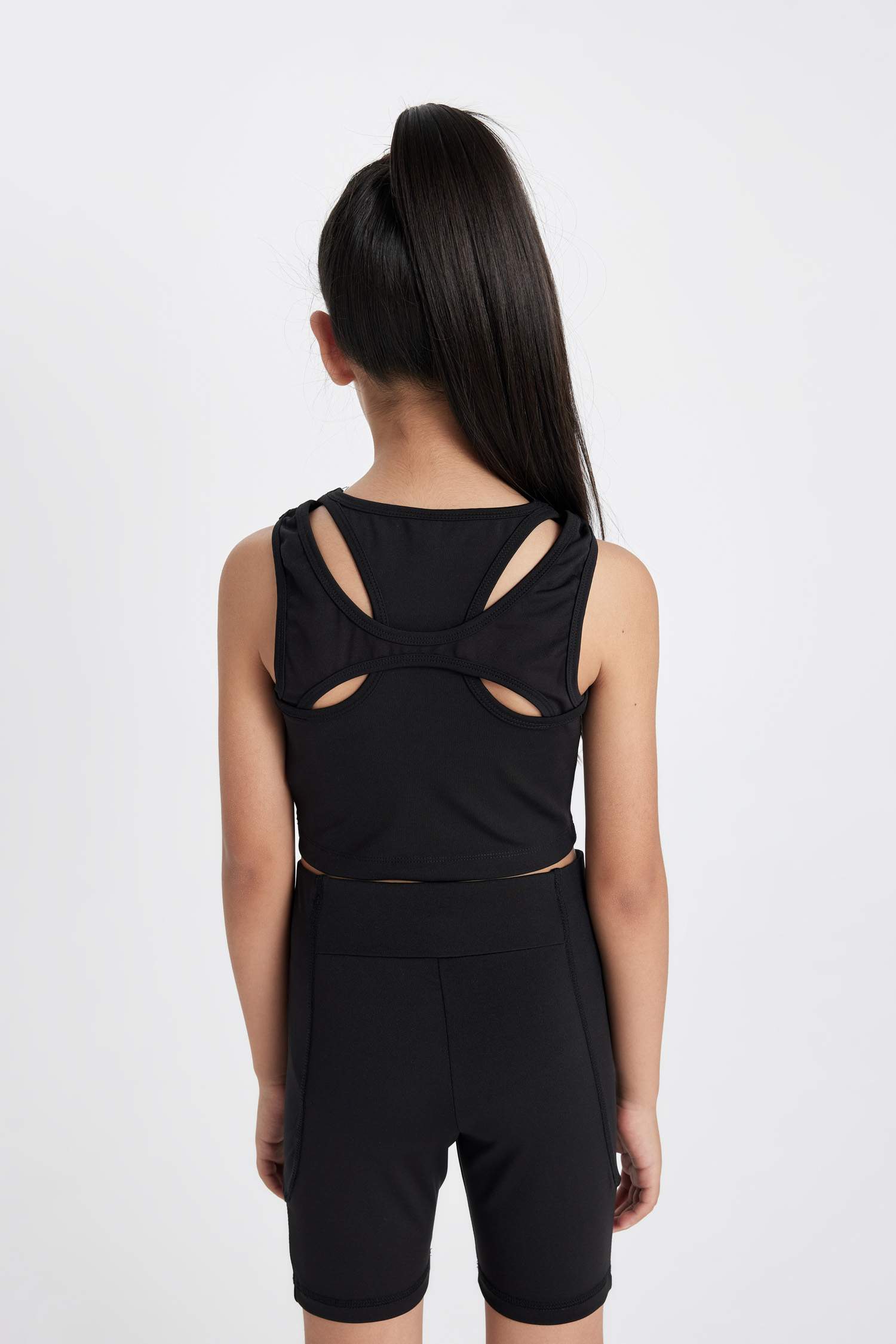 كروب توب بناتي نص ردن