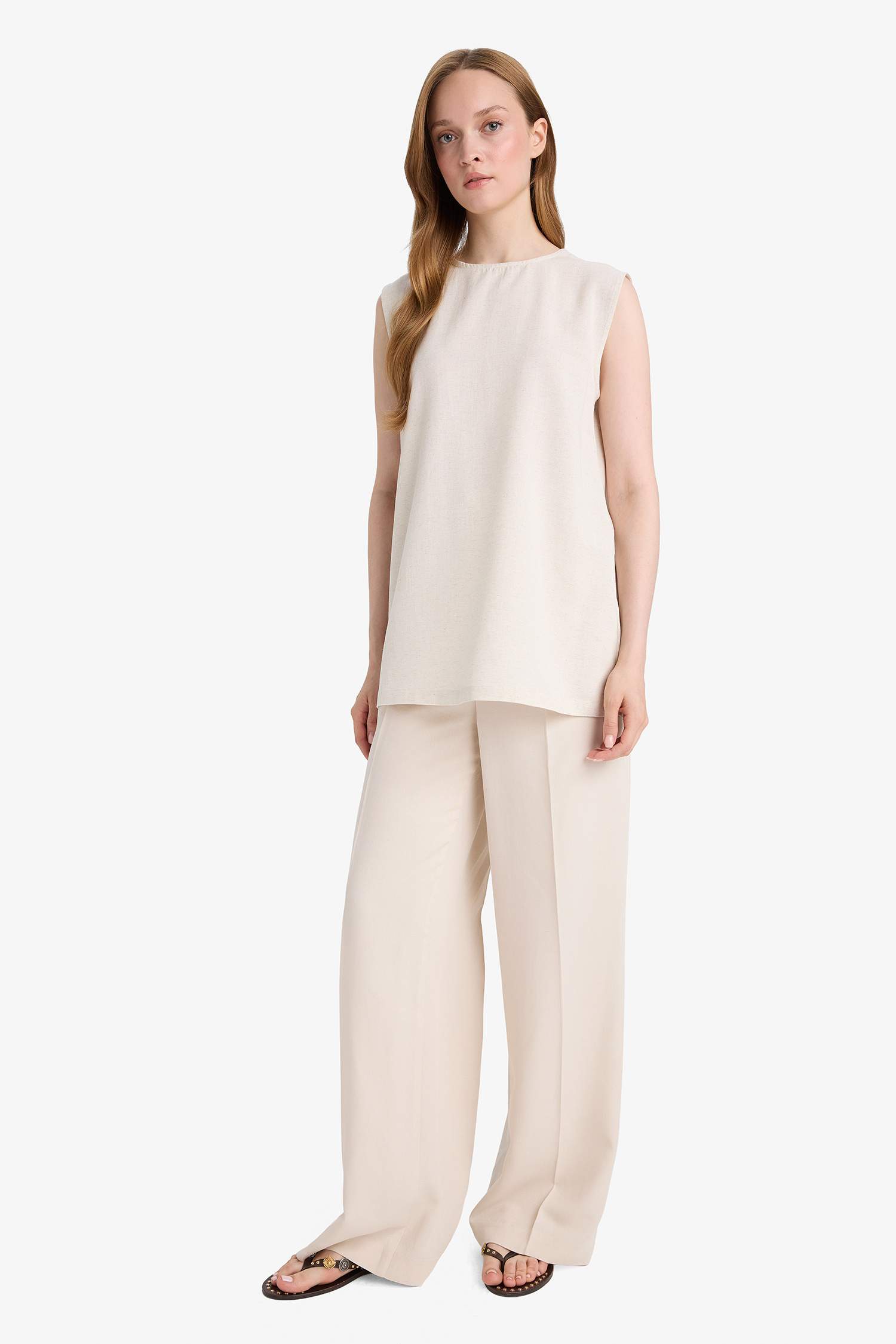 بلوزة كت بيزك سادة قطن قصة عادية من مزيج الكتان