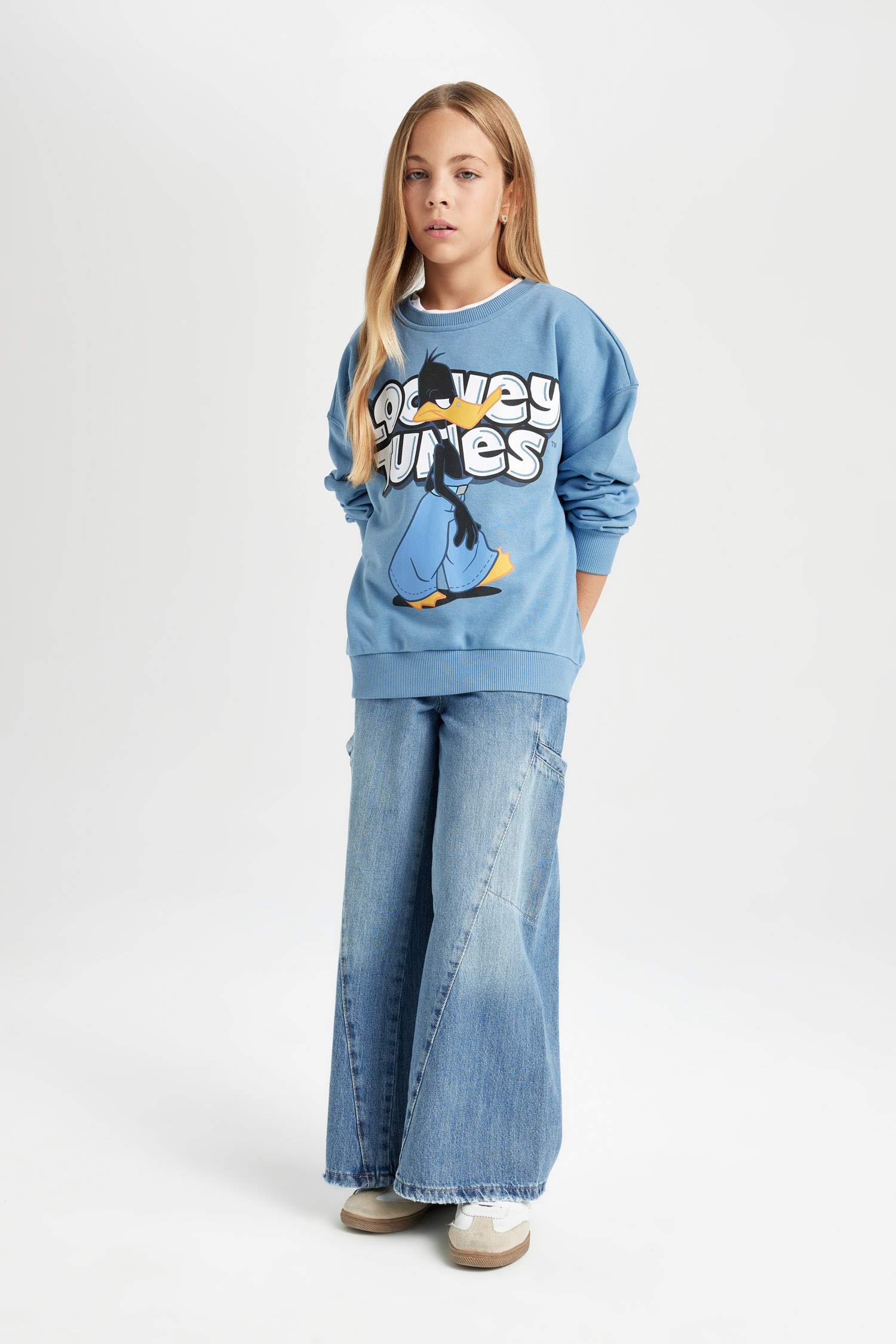 Kız Çocuk Mavi Looney Tunes Oversize Geniş Kalıp Bisiklet Yaka Sweatshirt