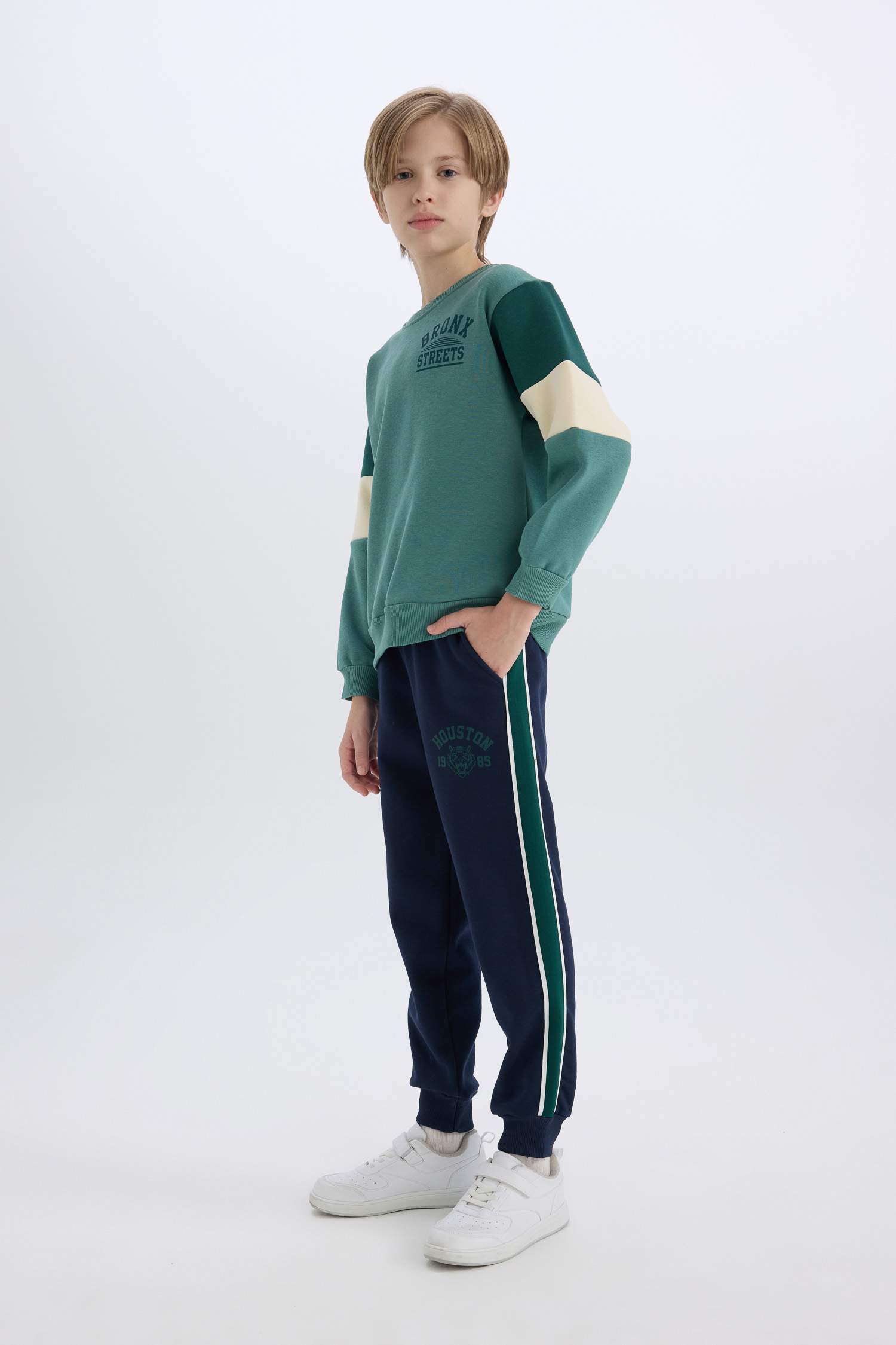 Boy Printed Elastic Waist Leg Sweatpants