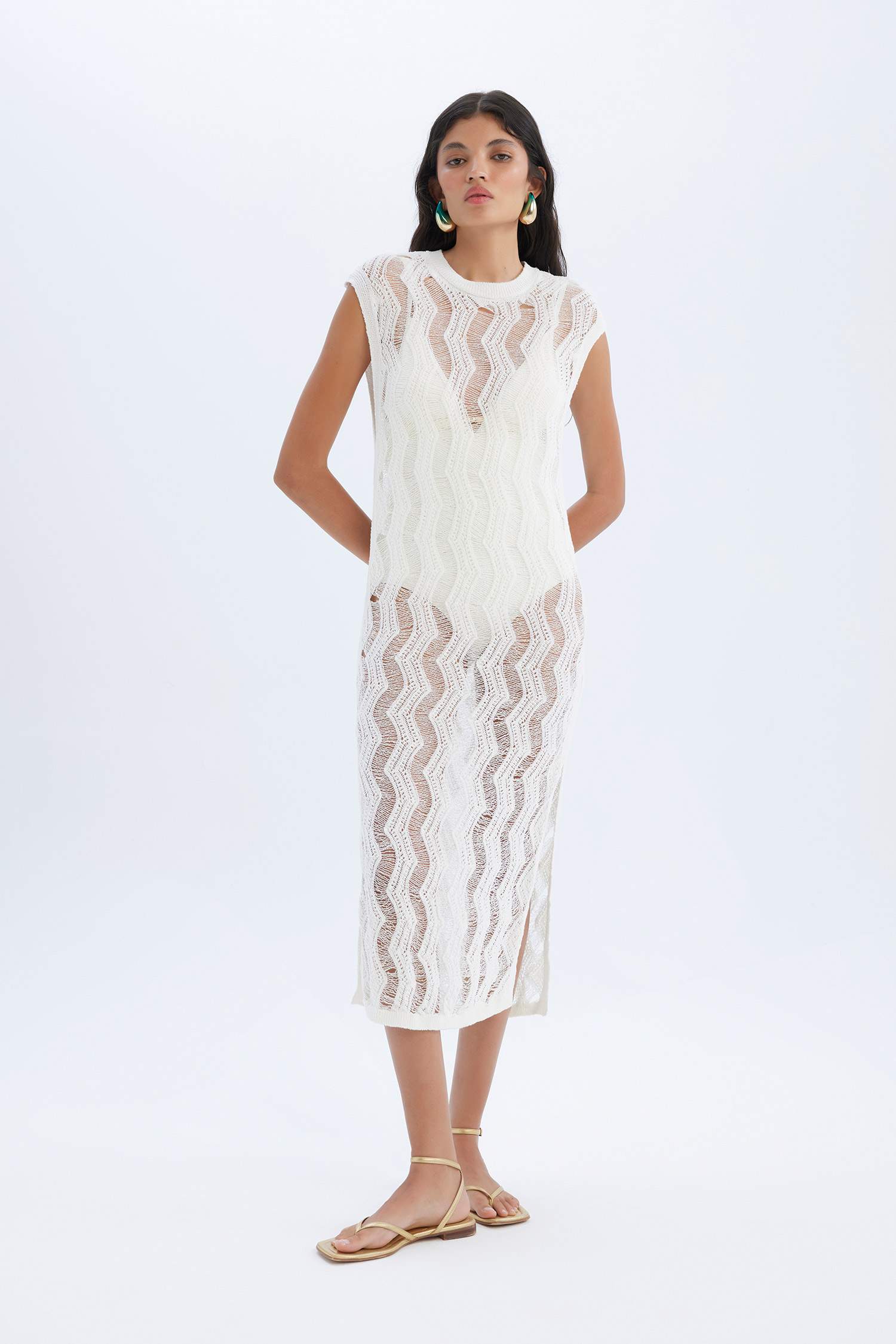 Bisiklet Yaka Kolsuz Yırtmaçlı Beyaz Midi Triko Elbise