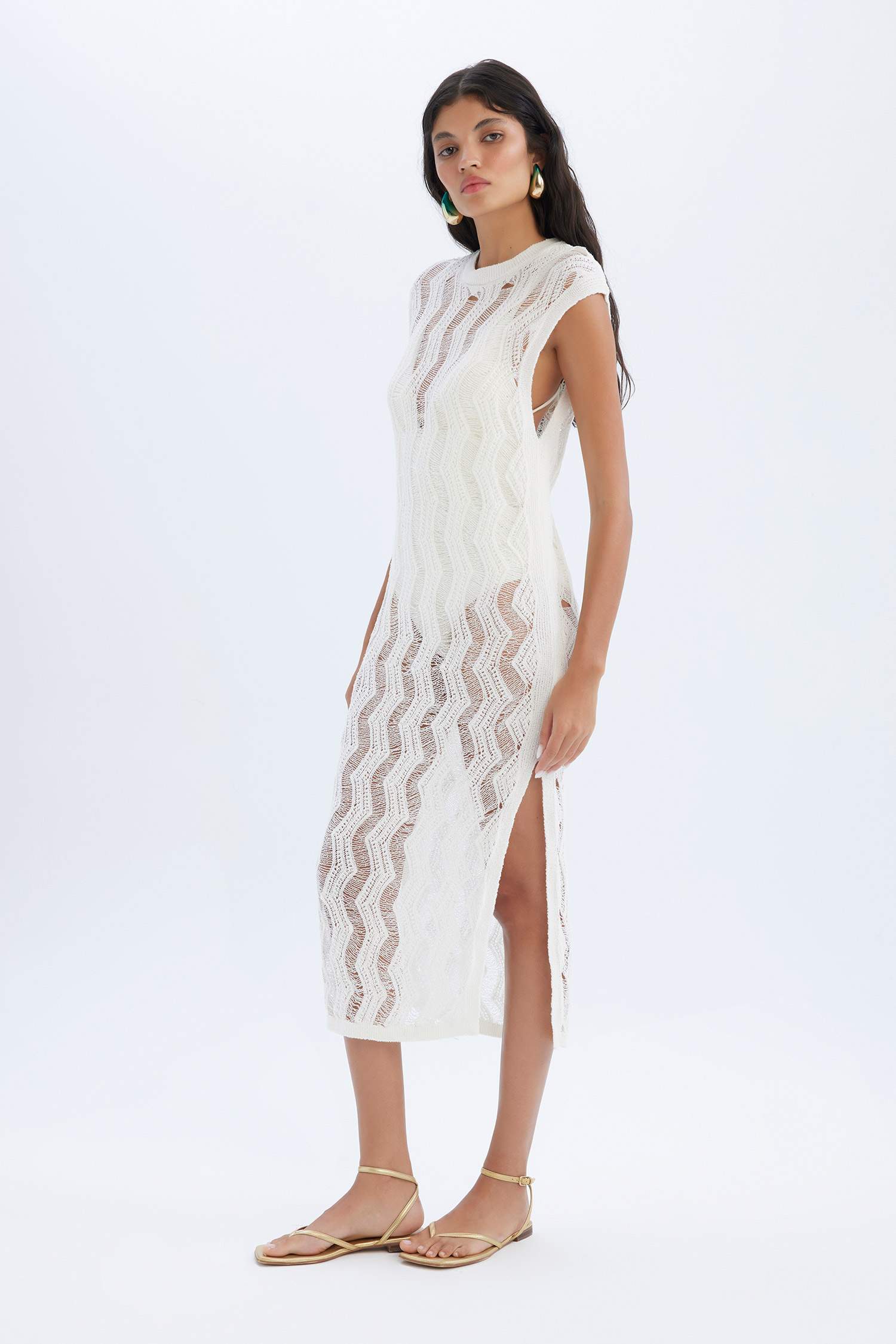 Bisiklet Yaka Kolsuz Yırtmaçlı Beyaz Midi Triko Elbise