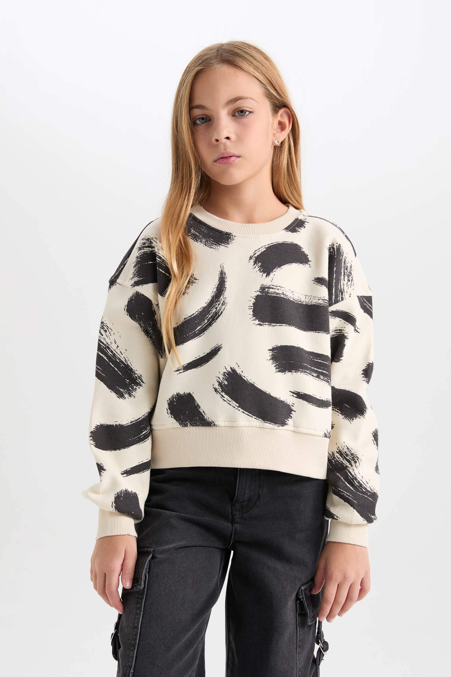 Kız Çocuk Desenli Bisiklet Yaka Sweatshirt