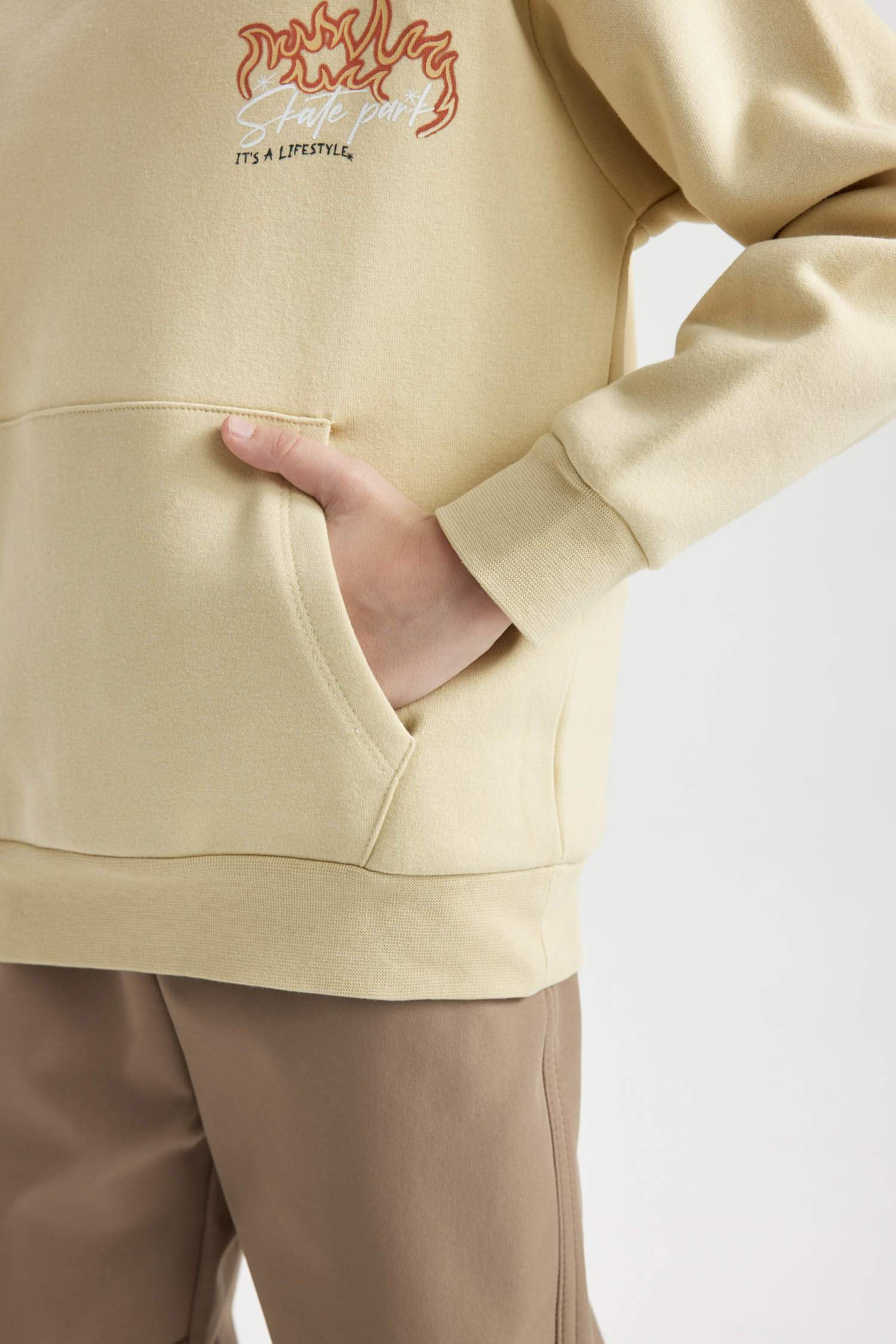 Свитшот с принтом с капюшоном для мальчиков