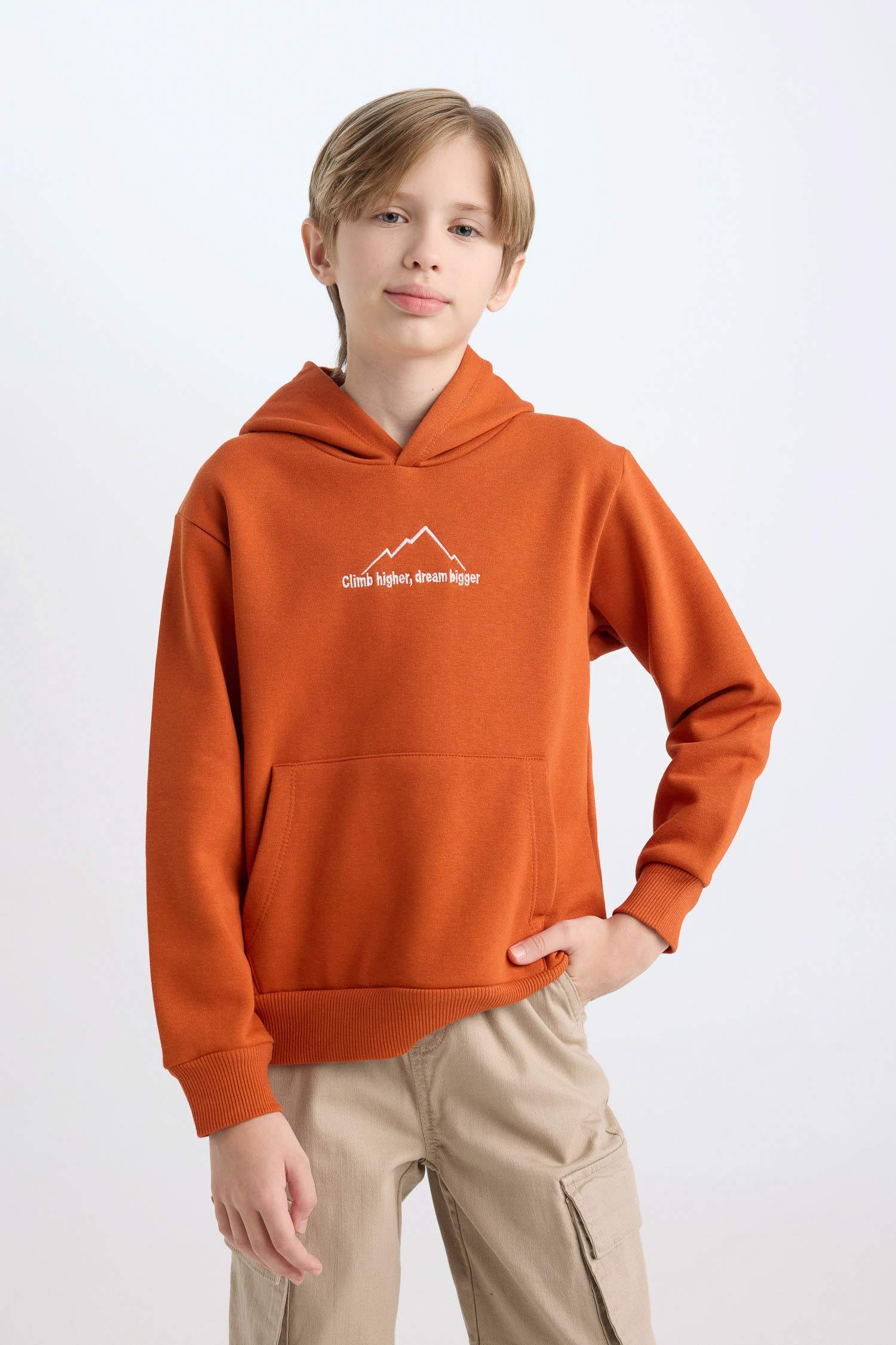 Erkek Çocuk Kapüşonlu Sırt Baskılı Nakışlı Sweatshirt