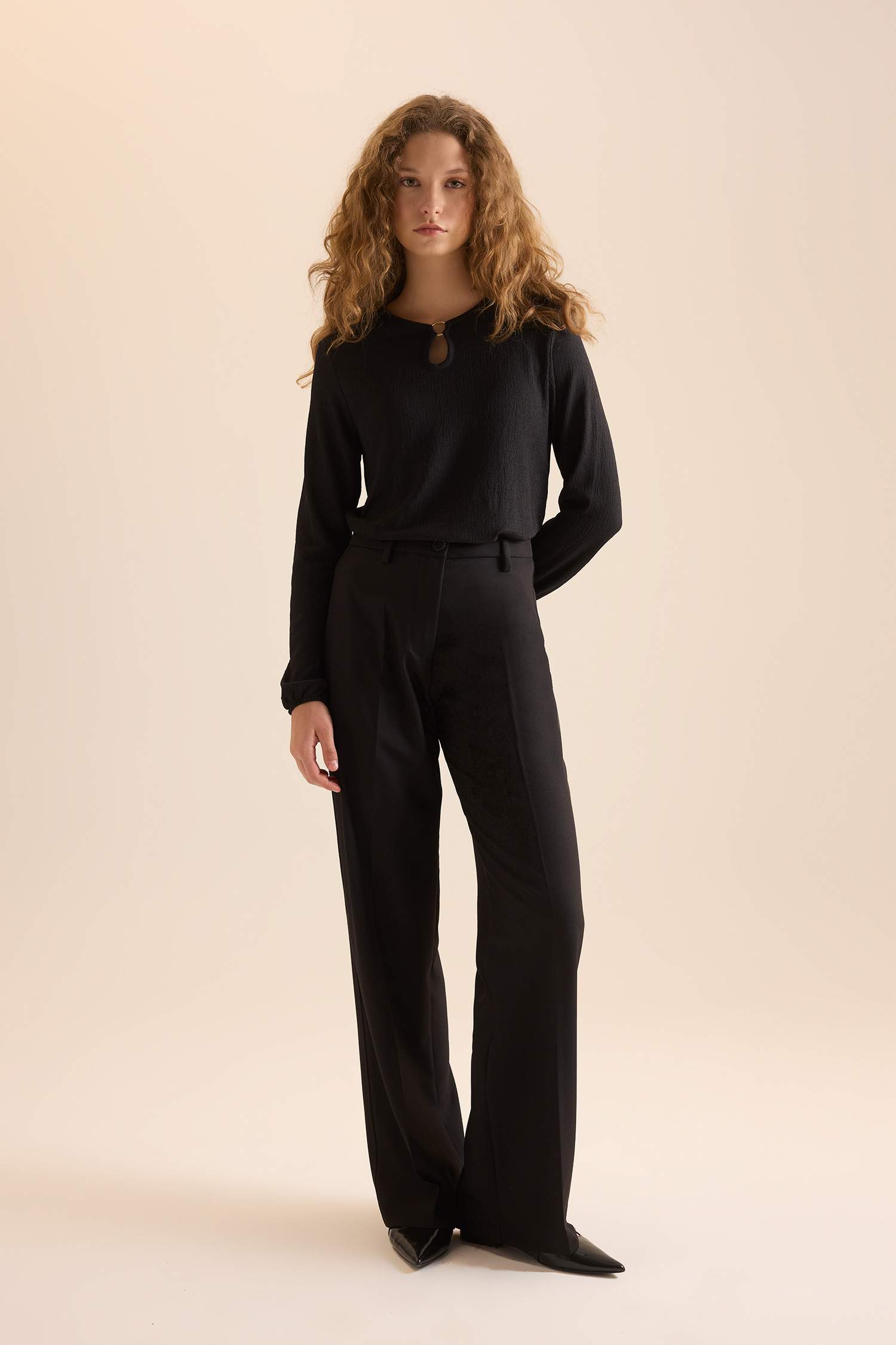 Regular Fit Bisiklet Yaka Bürümcük Uzun Kollu Tişört