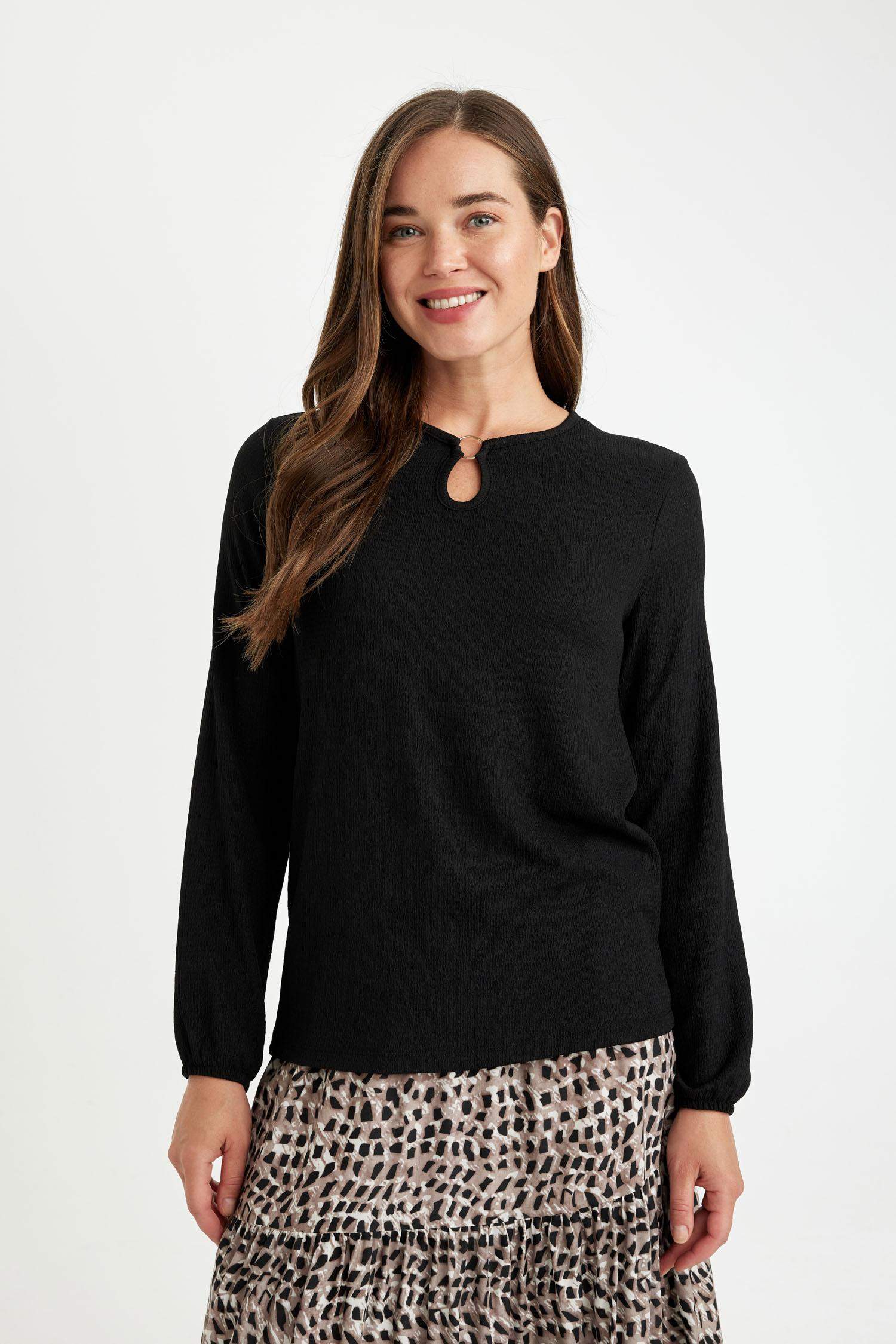 Regular Fit Bisiklet Yaka Bürümcük Uzun Kollu Tişört