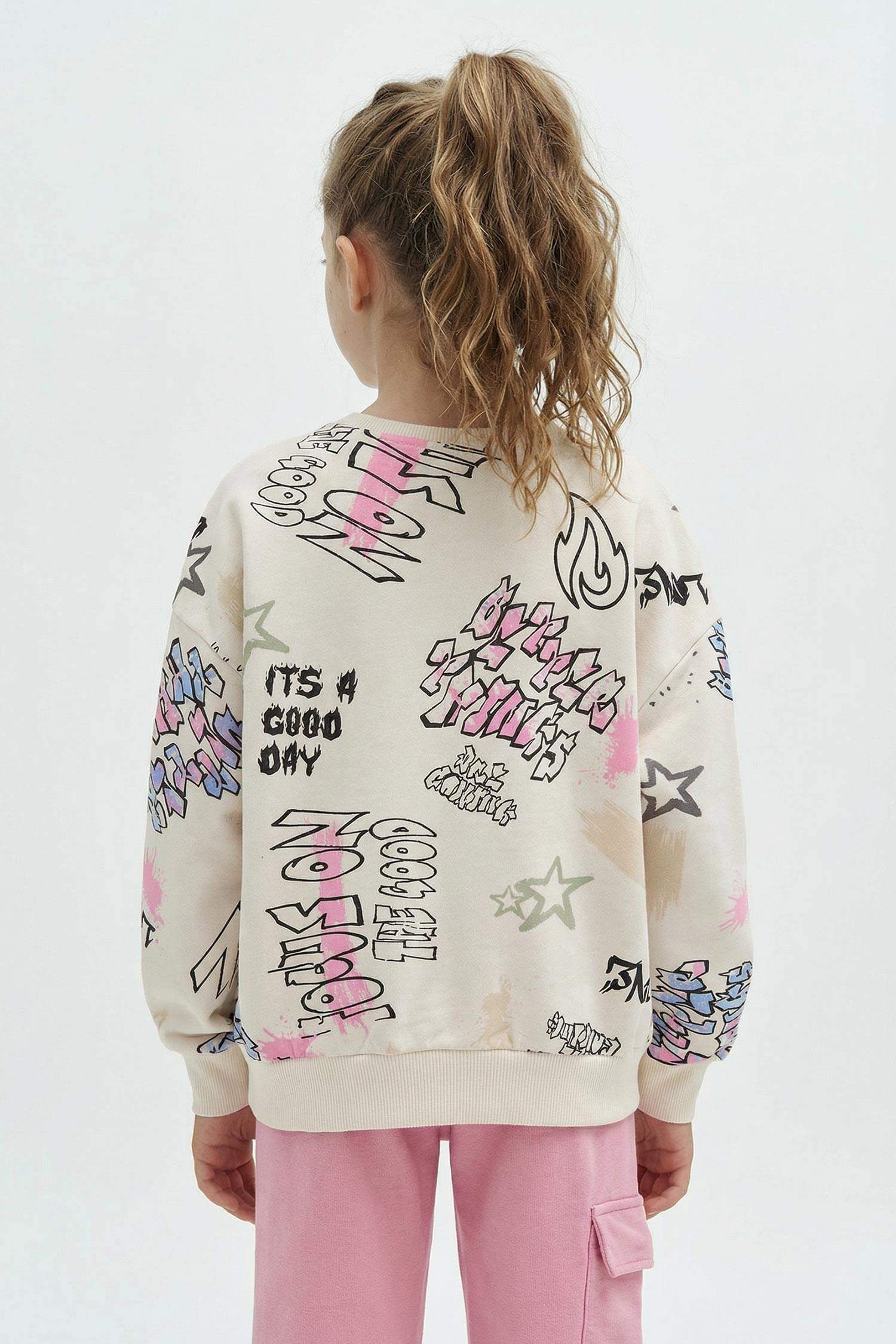 Kız Çocuk Oversize Geniş Kalıp Bisiklet Yaka 3D Baskılı Sweatshirt