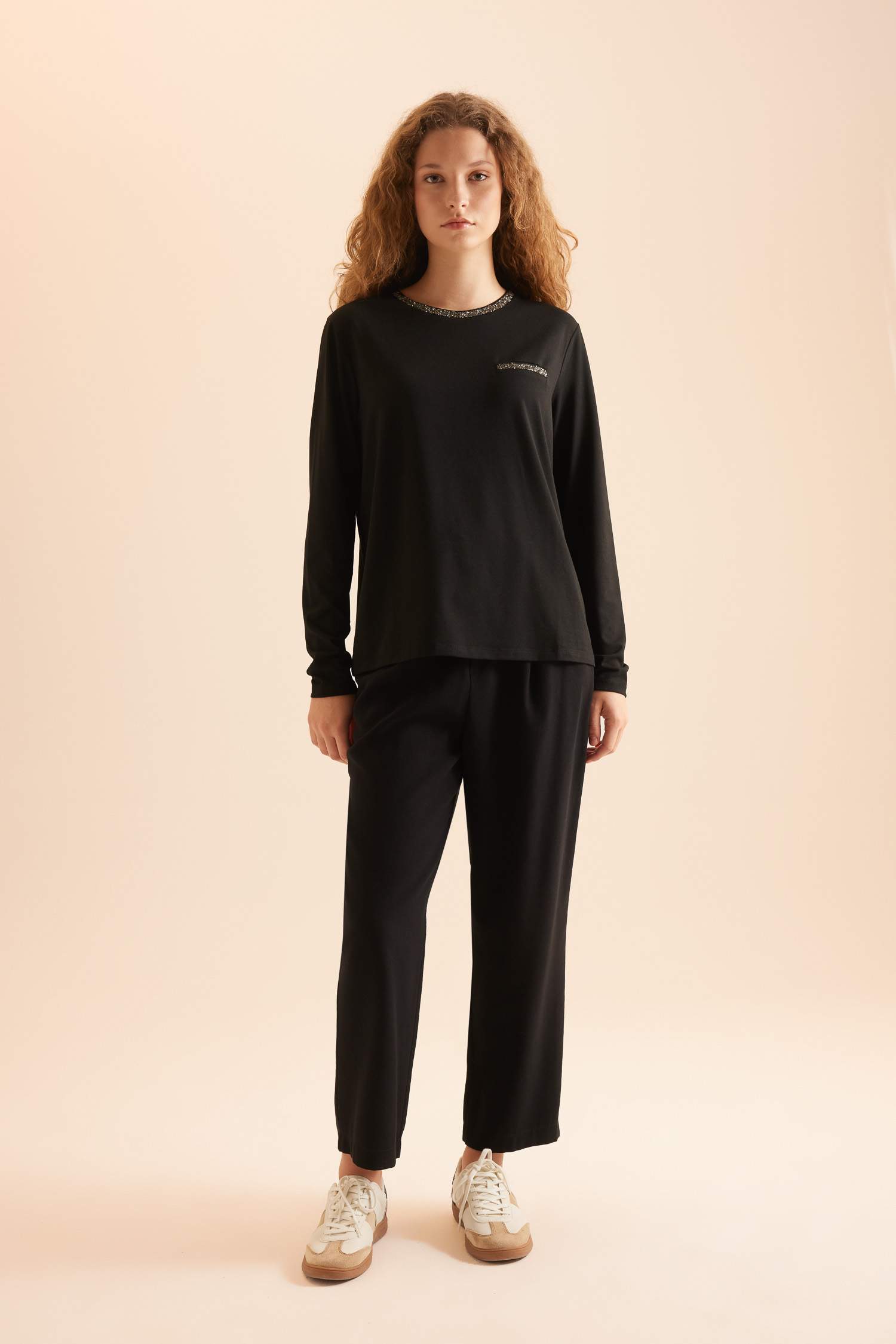 Regular Fit Bisiklet Yaka Uzun Kollu Tişört