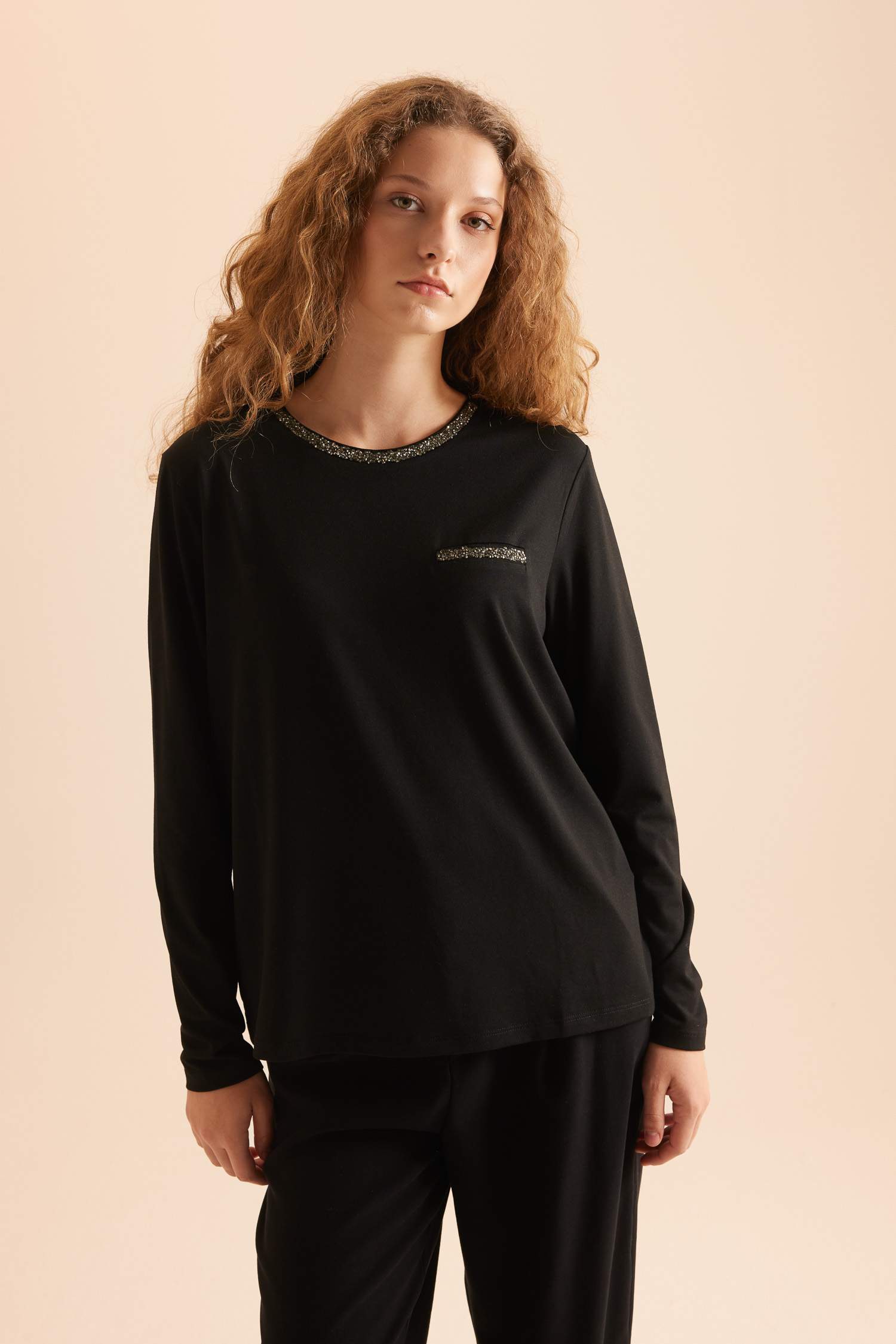 Regular Fit Bisiklet Yaka Uzun Kollu Tişört