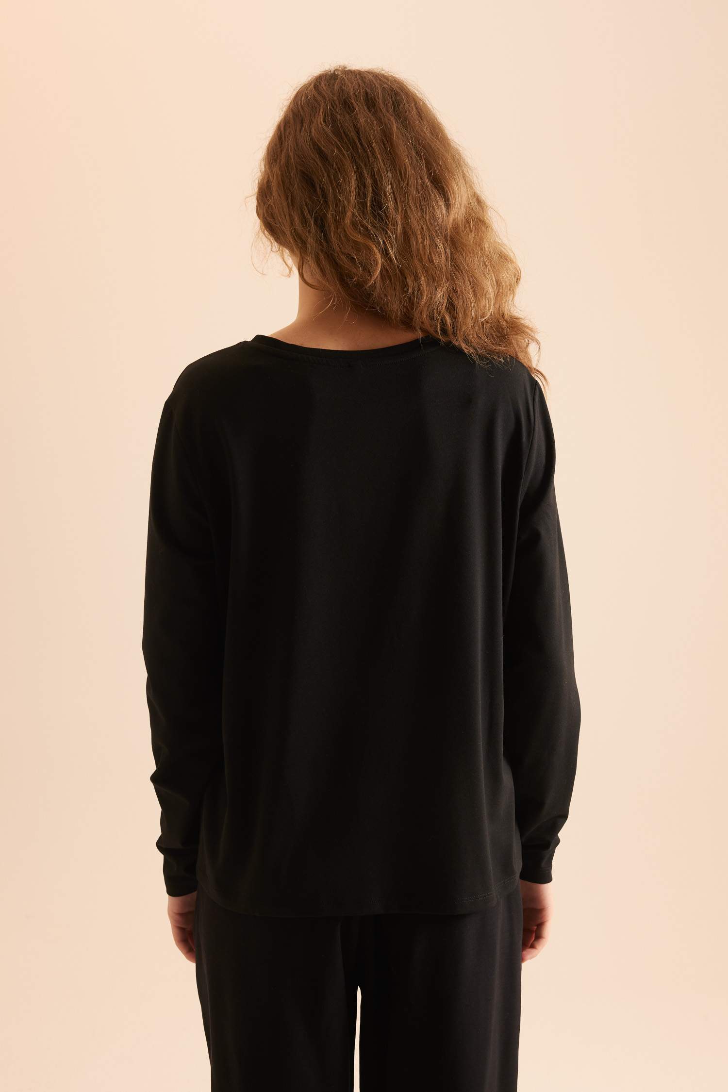 Regular Fit Bisiklet Yaka Uzun Kollu Tişört