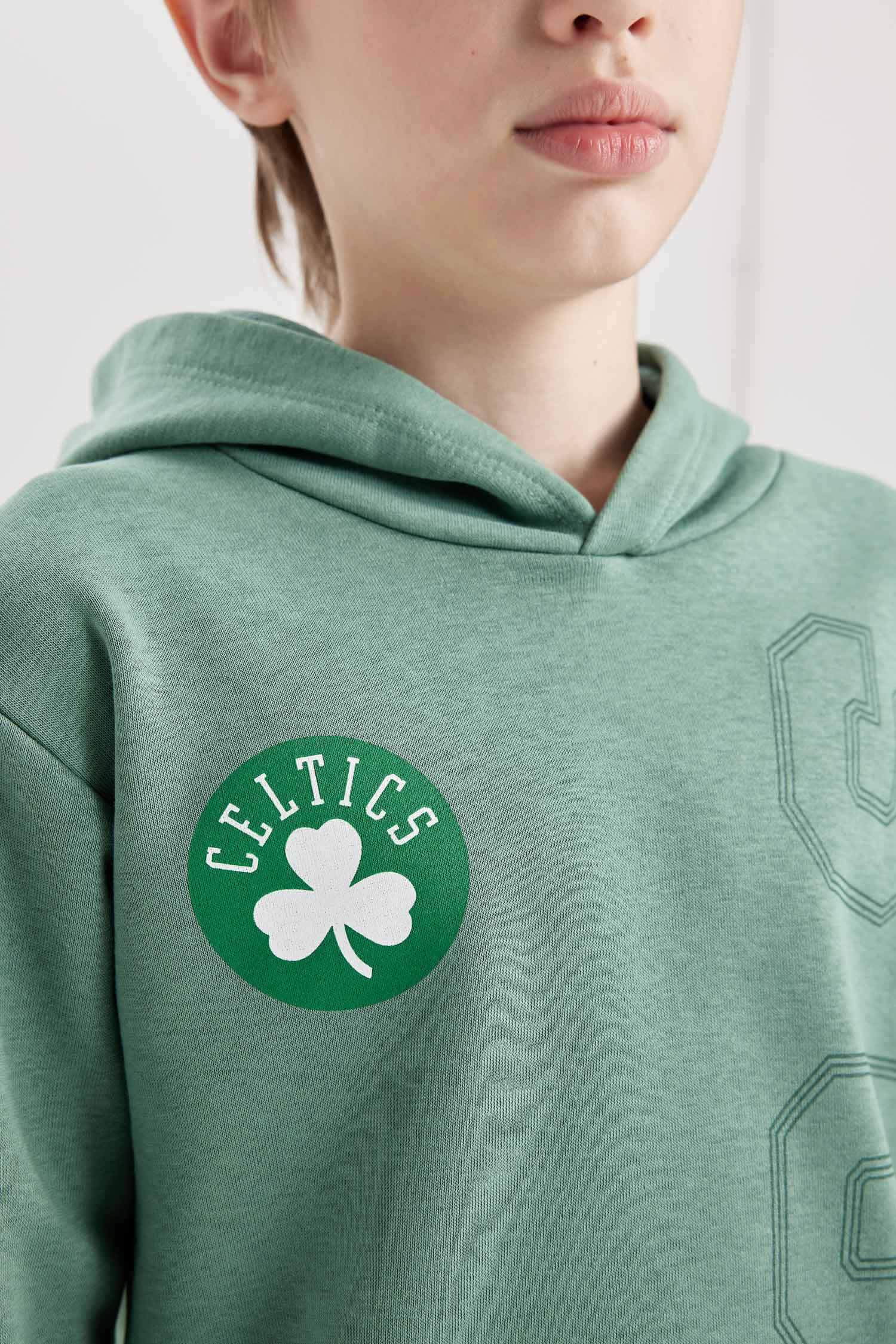 Boy NBA Boston Celtics Regular Fit Crew Neck Thick Sweatshirt