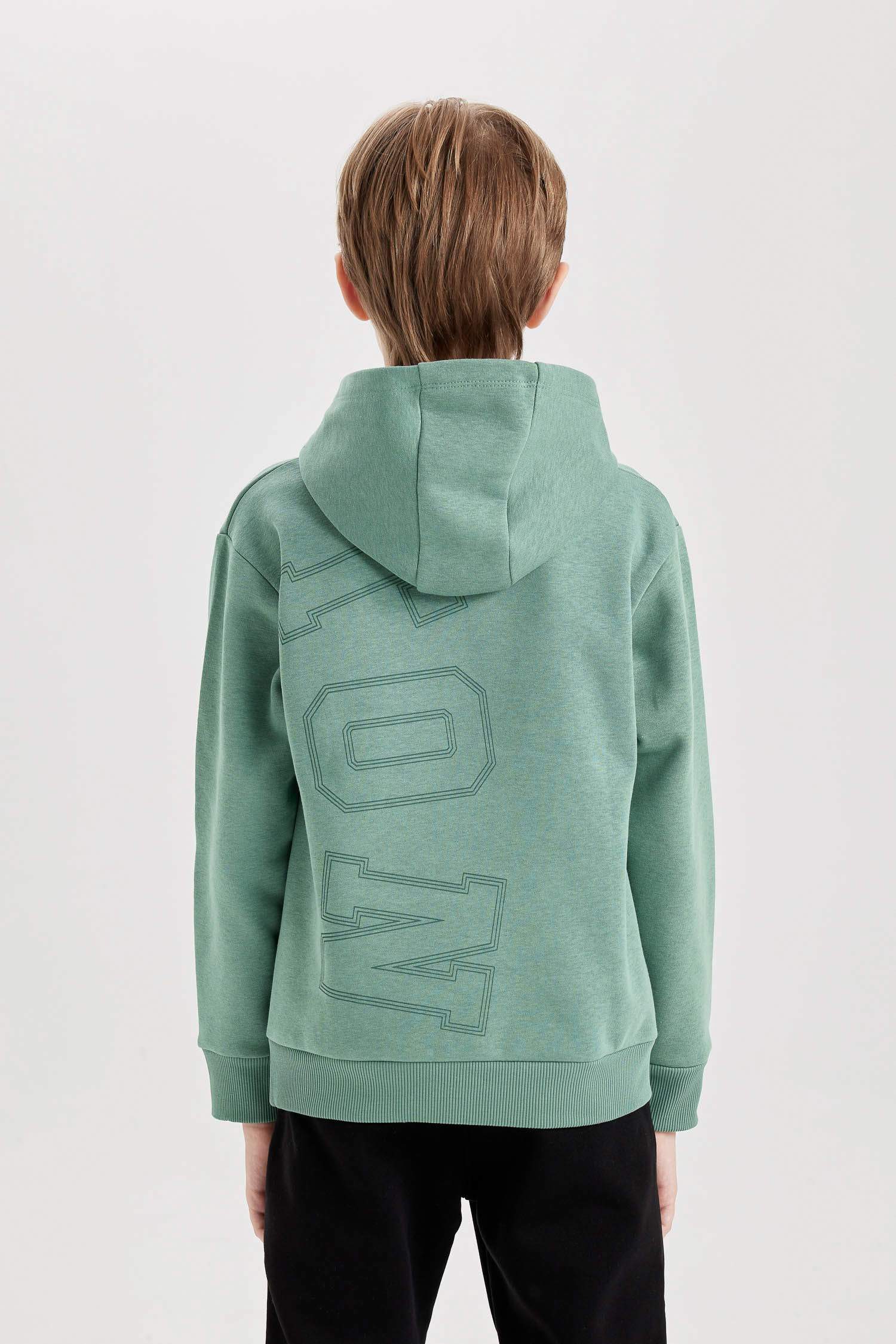 Boy NBA Boston Celtics Regular Fit Crew Neck Thick Sweatshirt