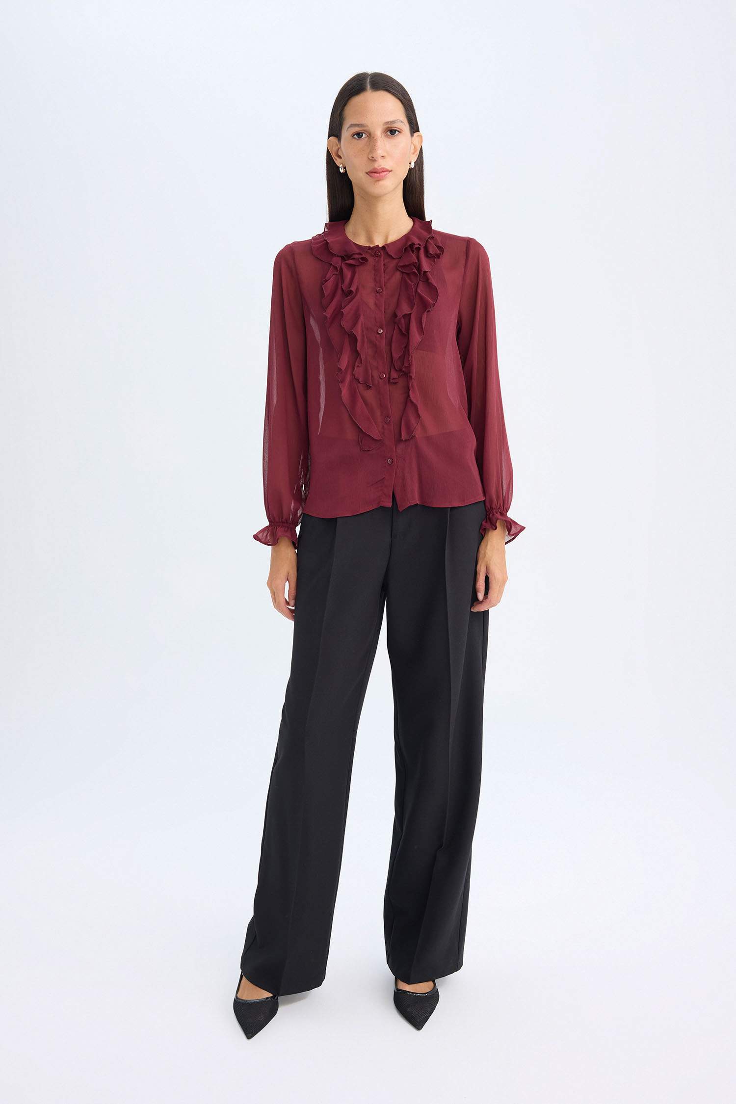 Regular Fit Bisiklet Yaka Fırfırlı Şifon Uzun Kollu Bluz