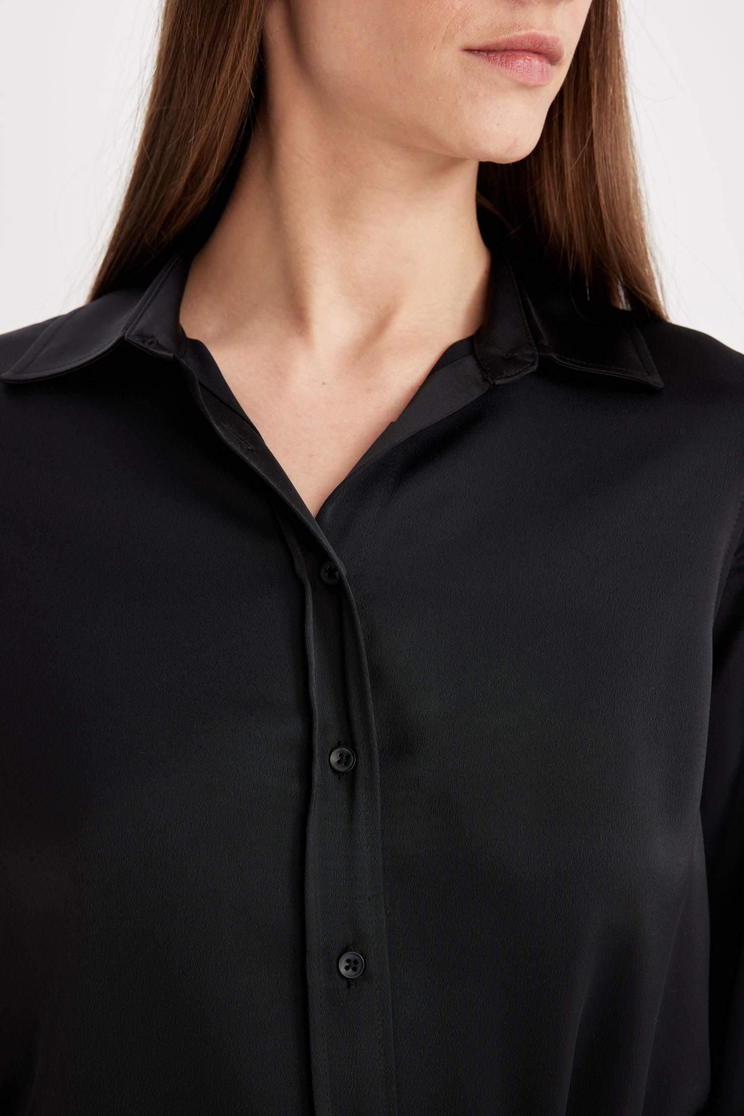 قميص بوبلين كم طويل قصة عادية