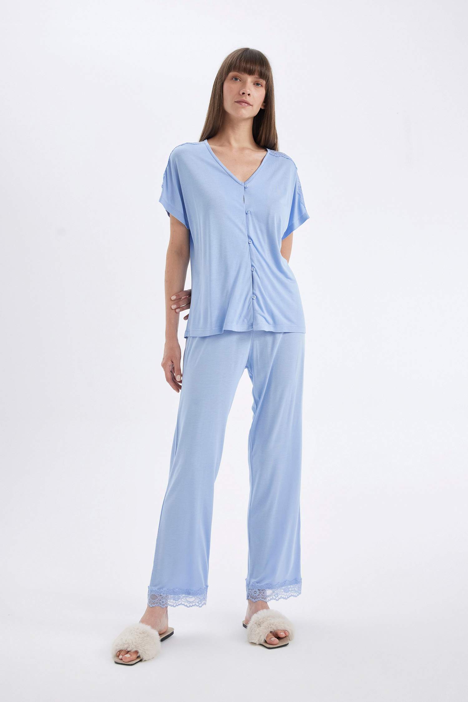 Pijama Takım V Yaka Düğmeli Kısa Kollu Üst Beli Lastikli Alt-Fall in Love