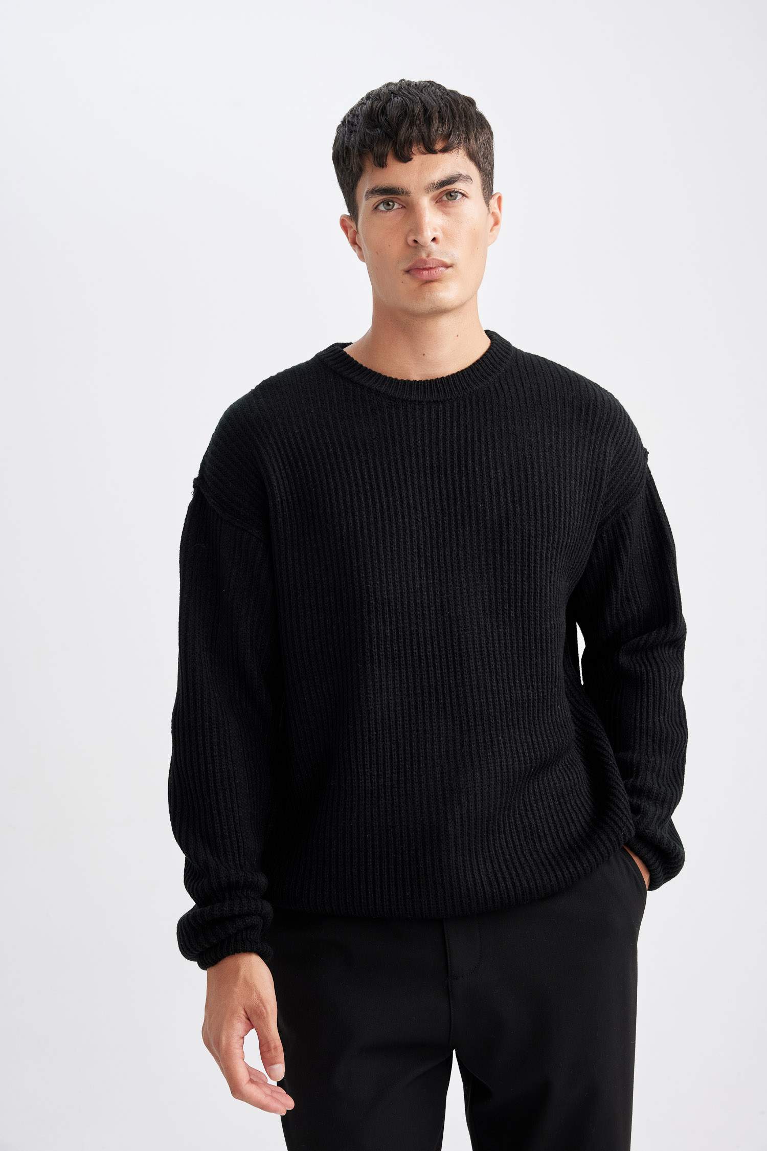 релакс пішімі дөңгелек жаға трикотаж Пулловер