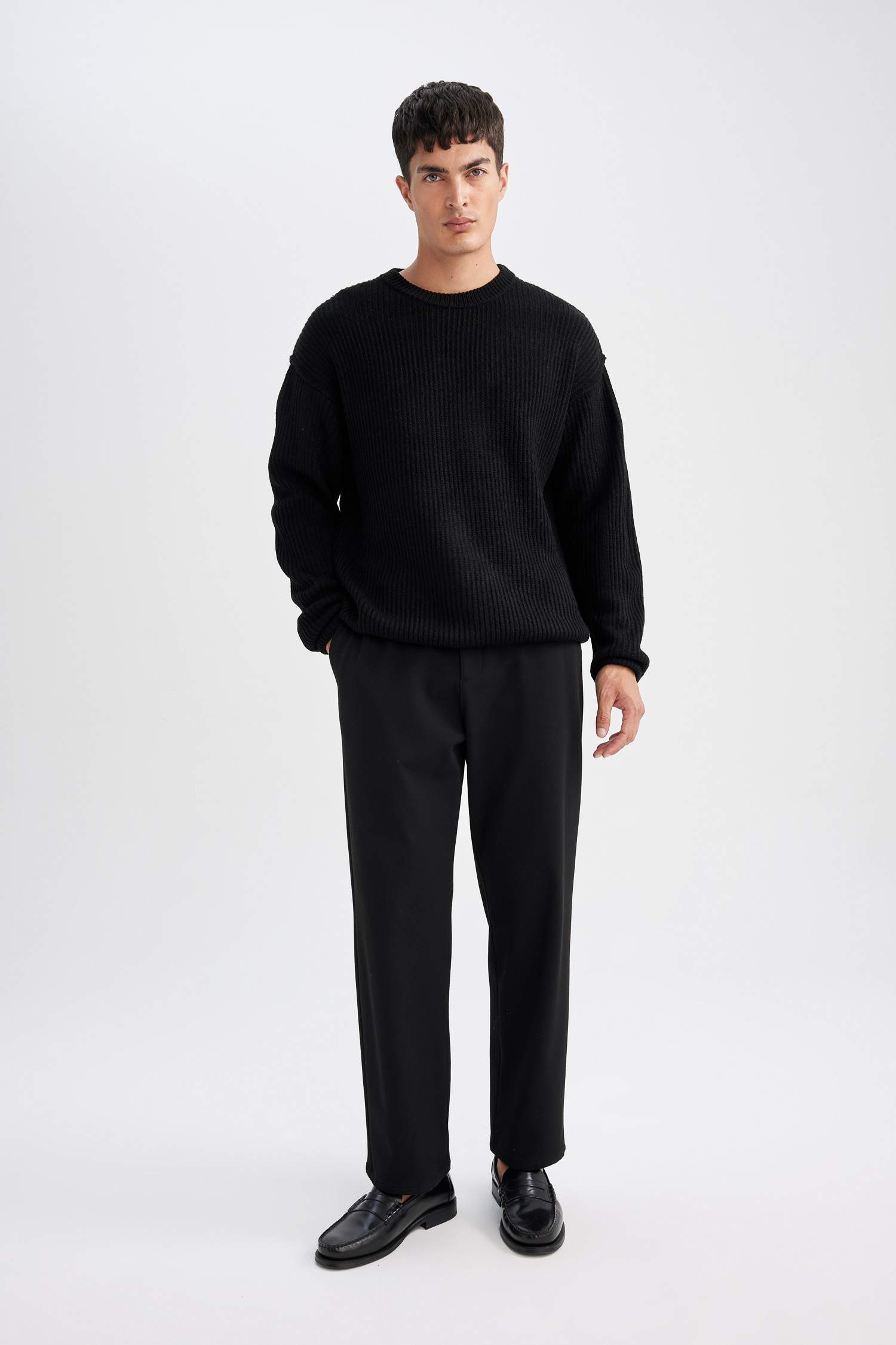 релакс пішімі дөңгелек жаға трикотаж Пулловер