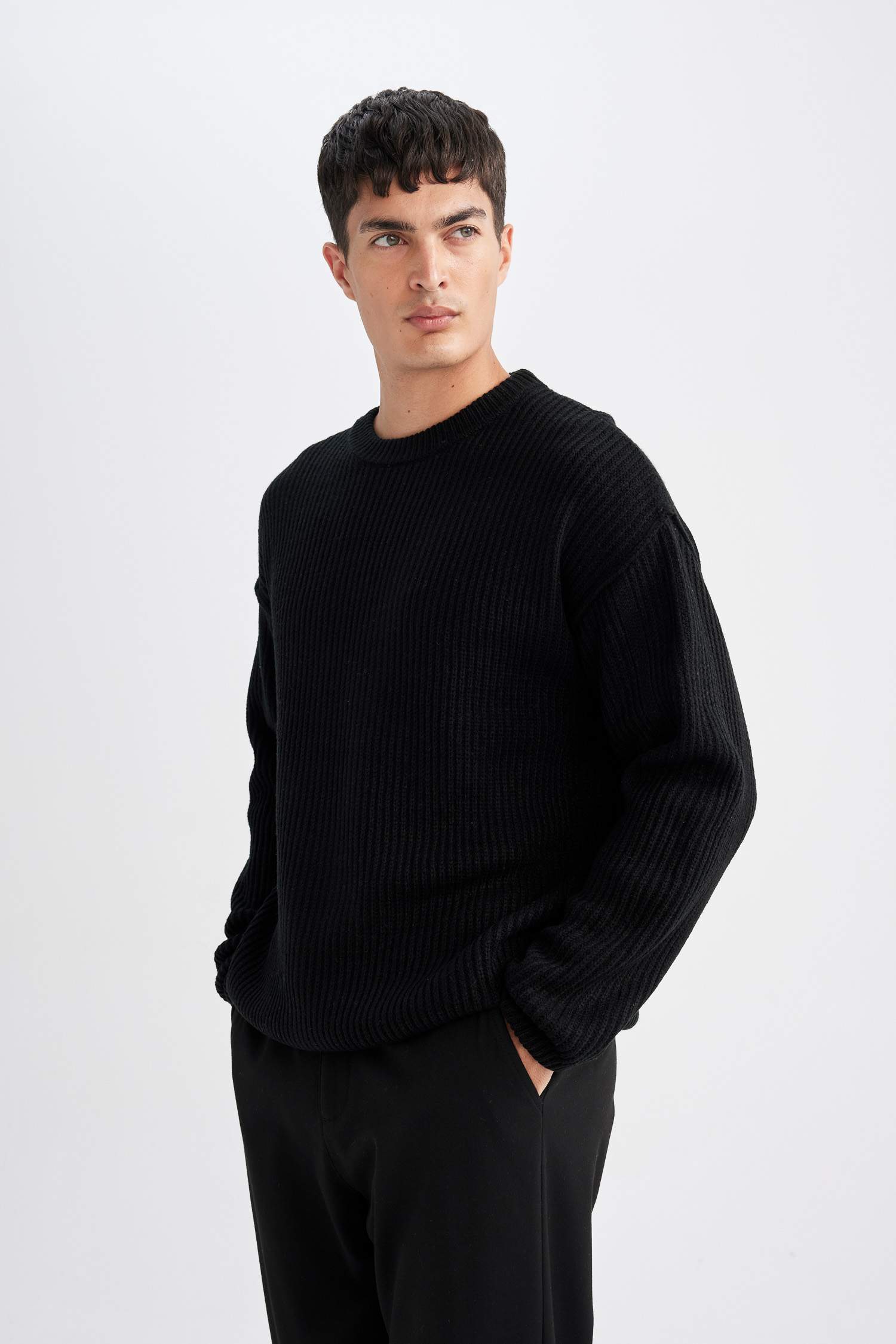 релакс пішімі дөңгелек жаға трикотаж Пулловер