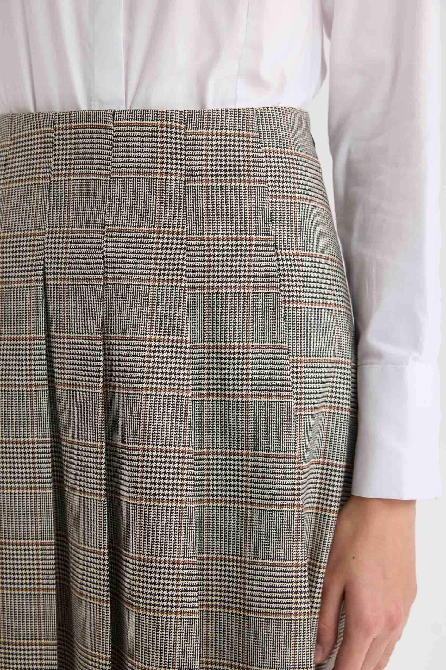 تنورة قصير كاروهات قصة A بخصر عادي