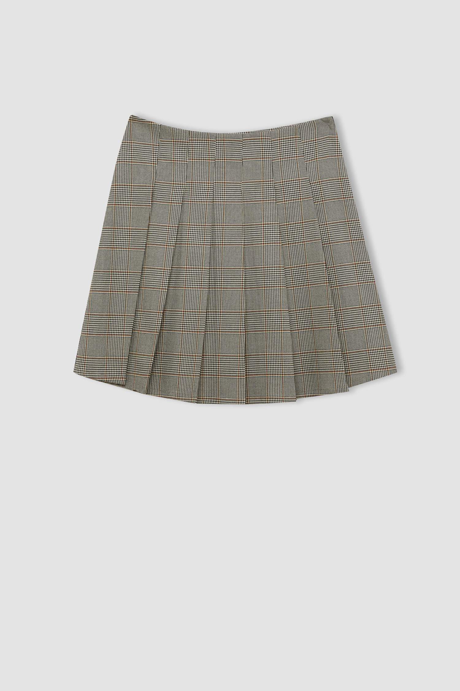 تنورة قصير كاروهات قصة A بخصر عادي