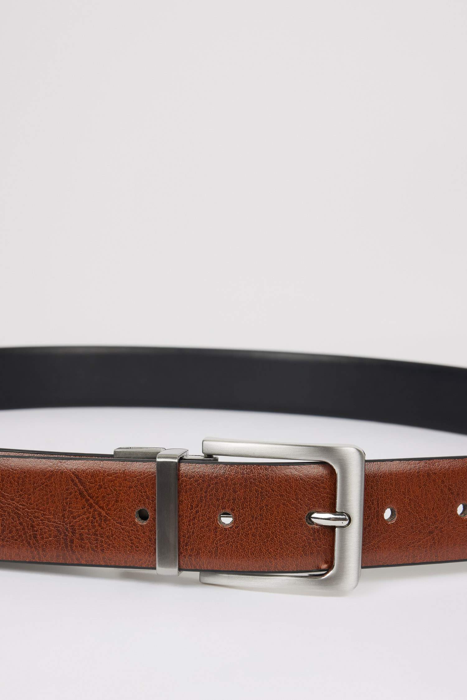 Man Faux Leather Casual Belt