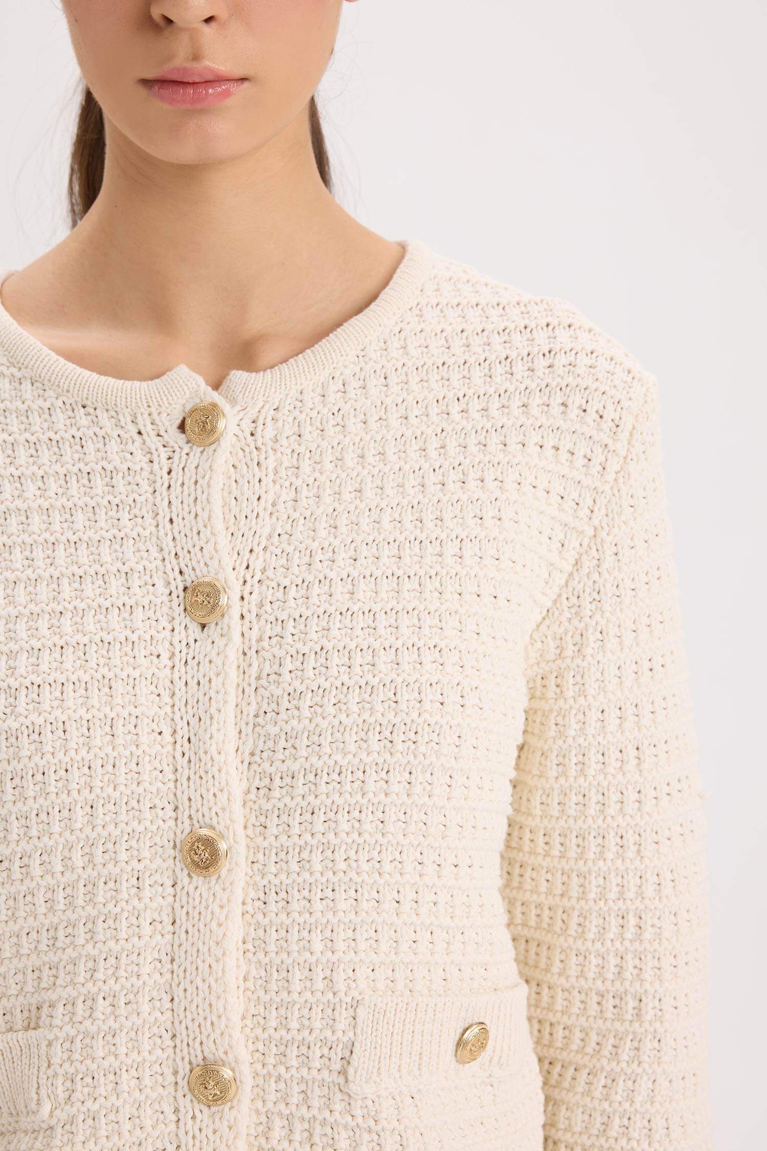 Regular Fit Bisiklet Yaka Dokulu Düğmeli Triko Hırka