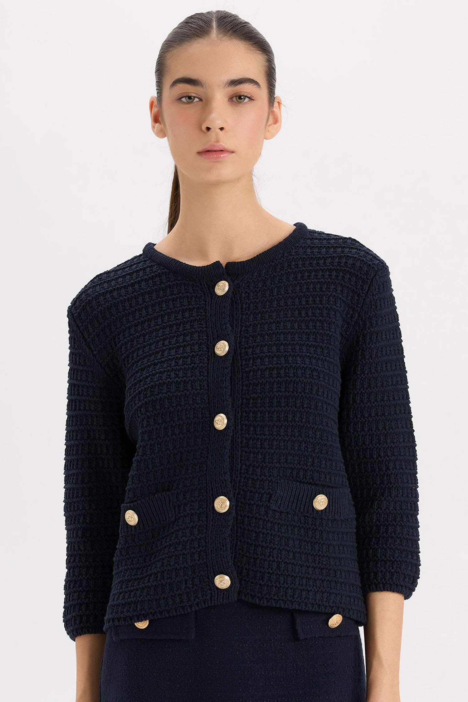 Regular Fit Bisiklet Yaka Dokulu Düğmeli Triko Hırka