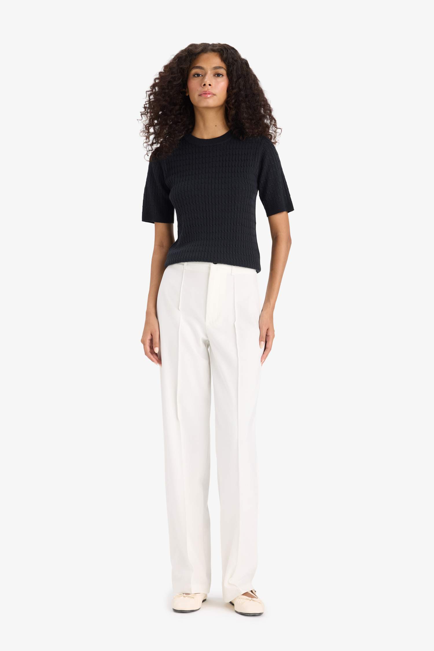 بلوز صوف قصة عادية بياخة مستديرة