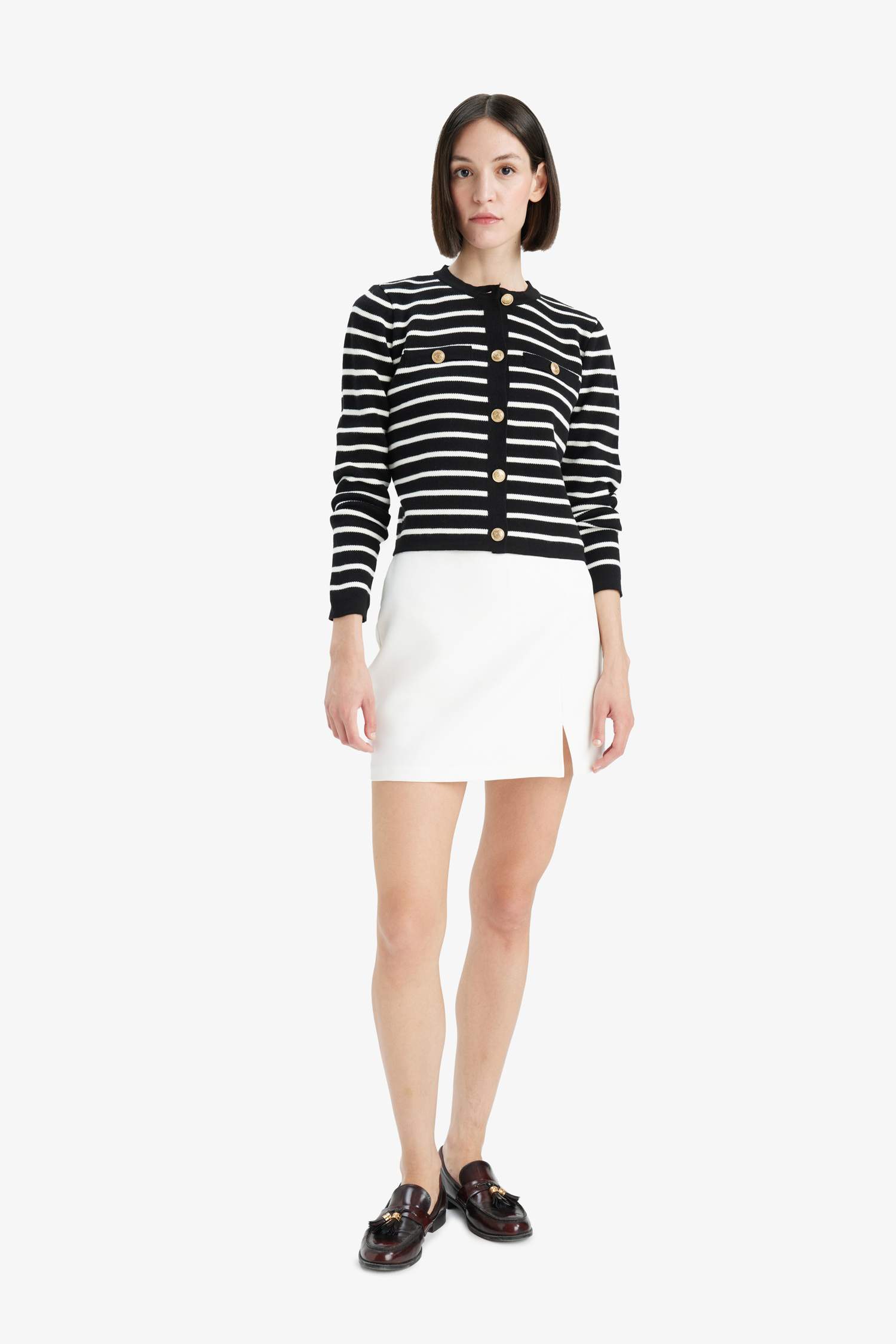 جاكيت تريكو مخطط قصة عادية بياخة مستديرة