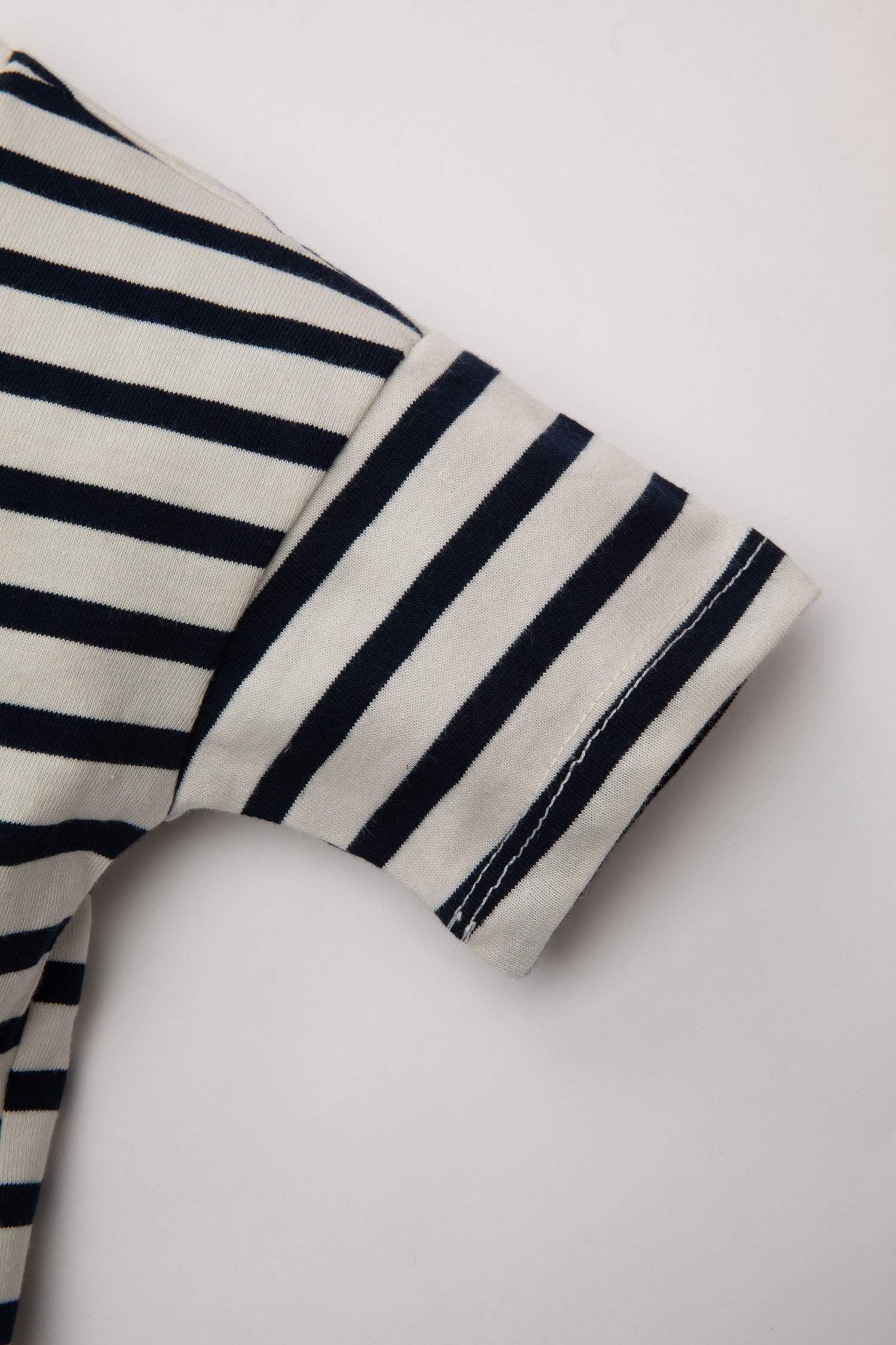 تيشيرت بناتي نص ردن قصة عادية بياخة مستديرة