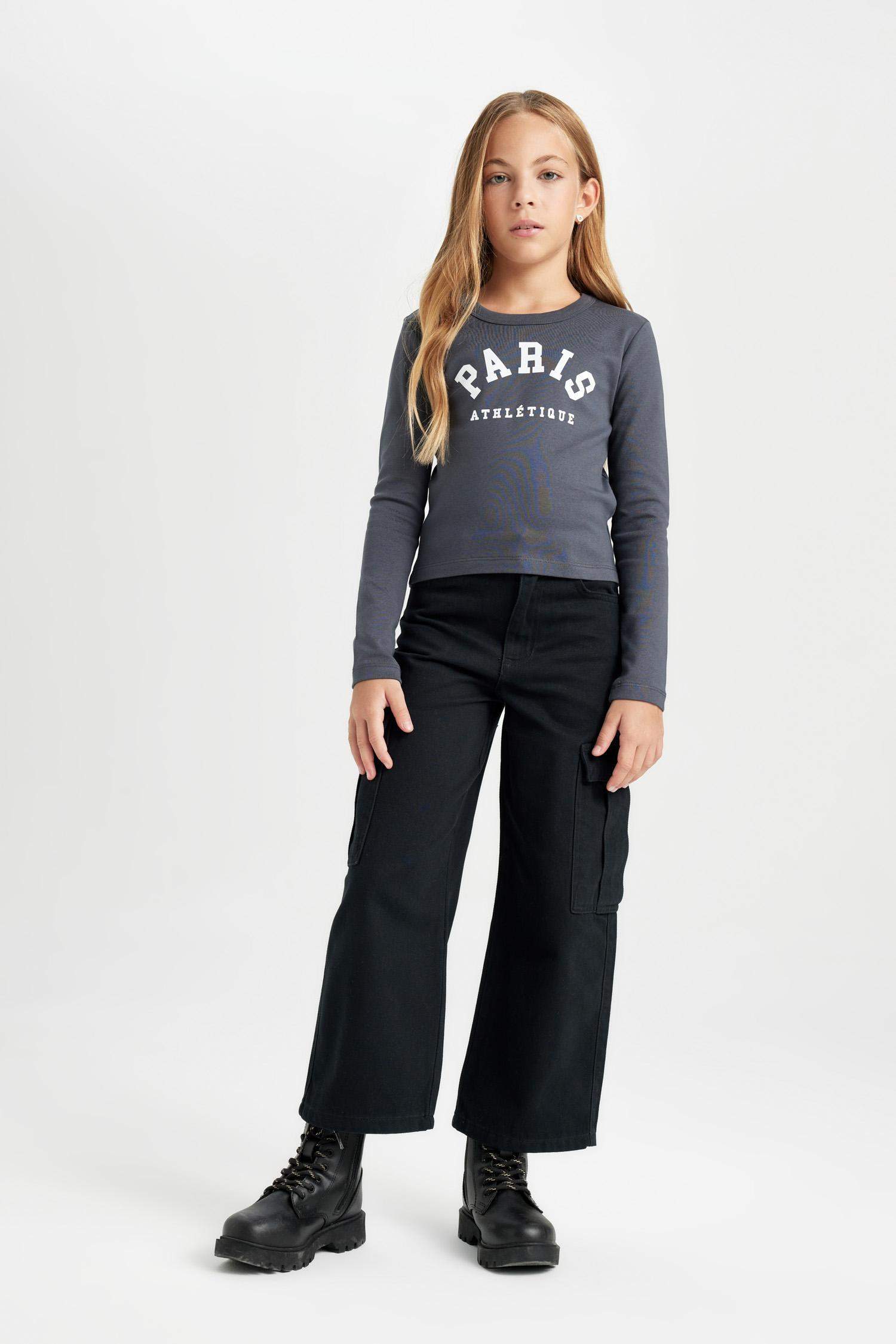 تيشيرت كروب بناتي كم طويل مضلع بطبعة شعار برقبة مستديرة - قطعتين