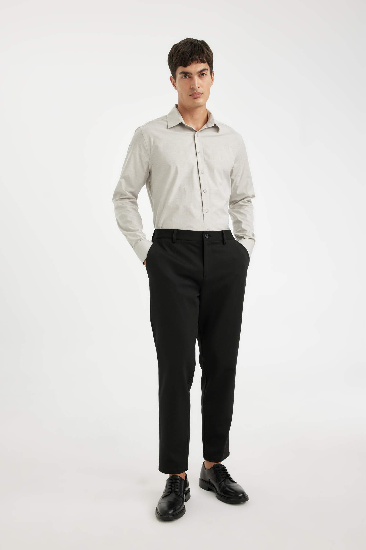 Modern Fit Modern Kesim Poplin Düz Pamuk Karışımlı Uzun Kollu Gömlek