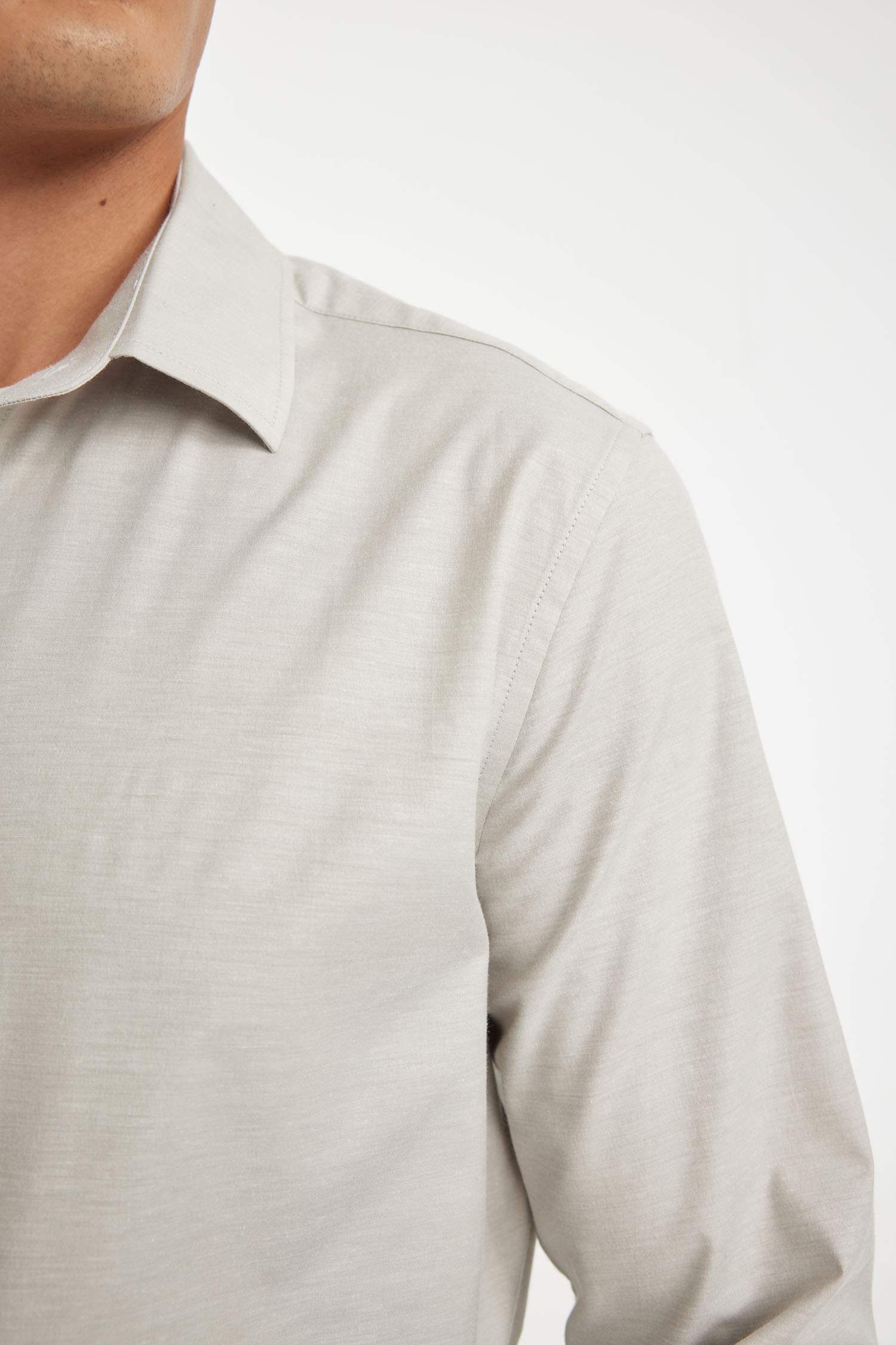 Modern Fit Modern Kesim Poplin Düz Pamuk Karışımlı Uzun Kollu Gömlek