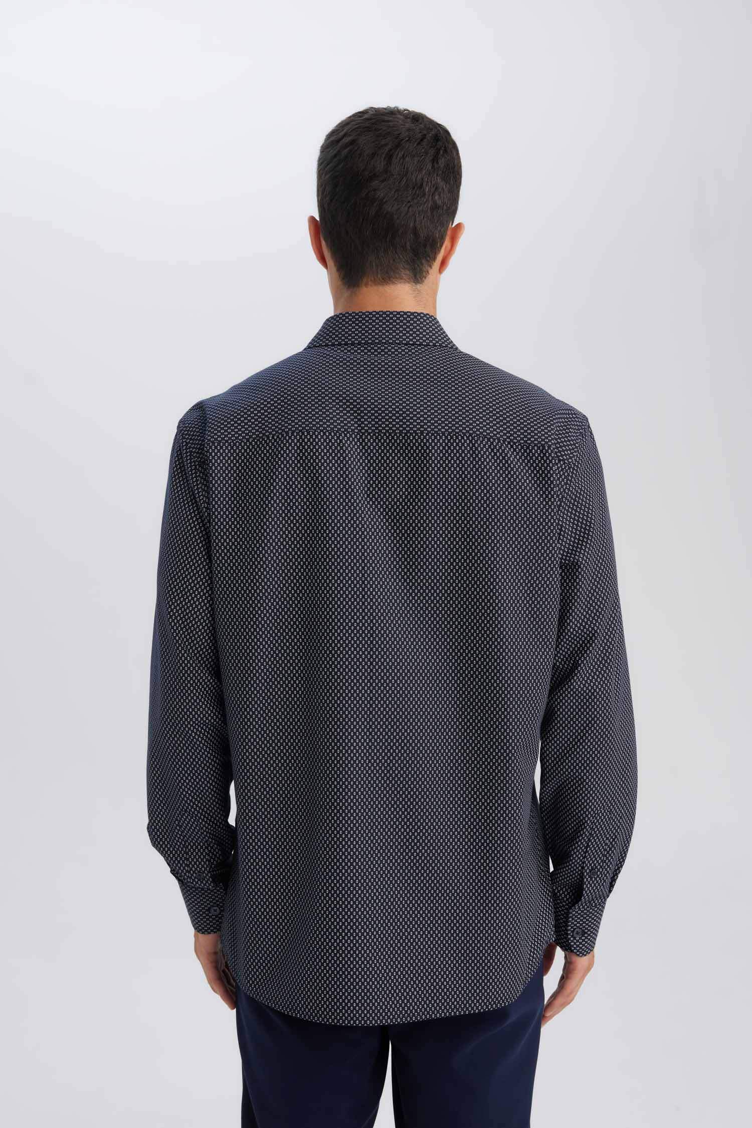 Modern Fit Polo Collar Poplin Long Sleeve Shirt