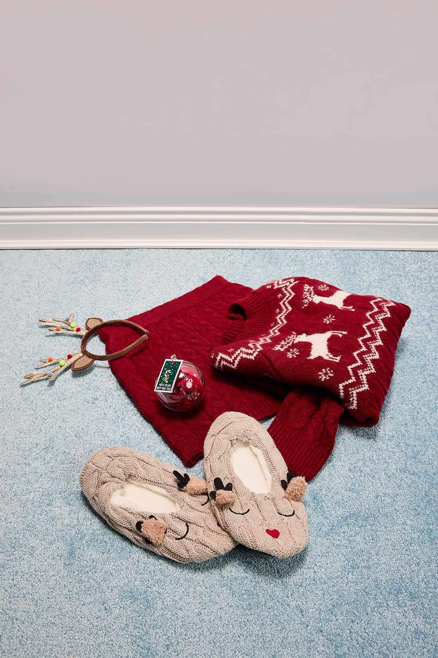 شبشب بيت نسائي بكعب مسطح سليب أون