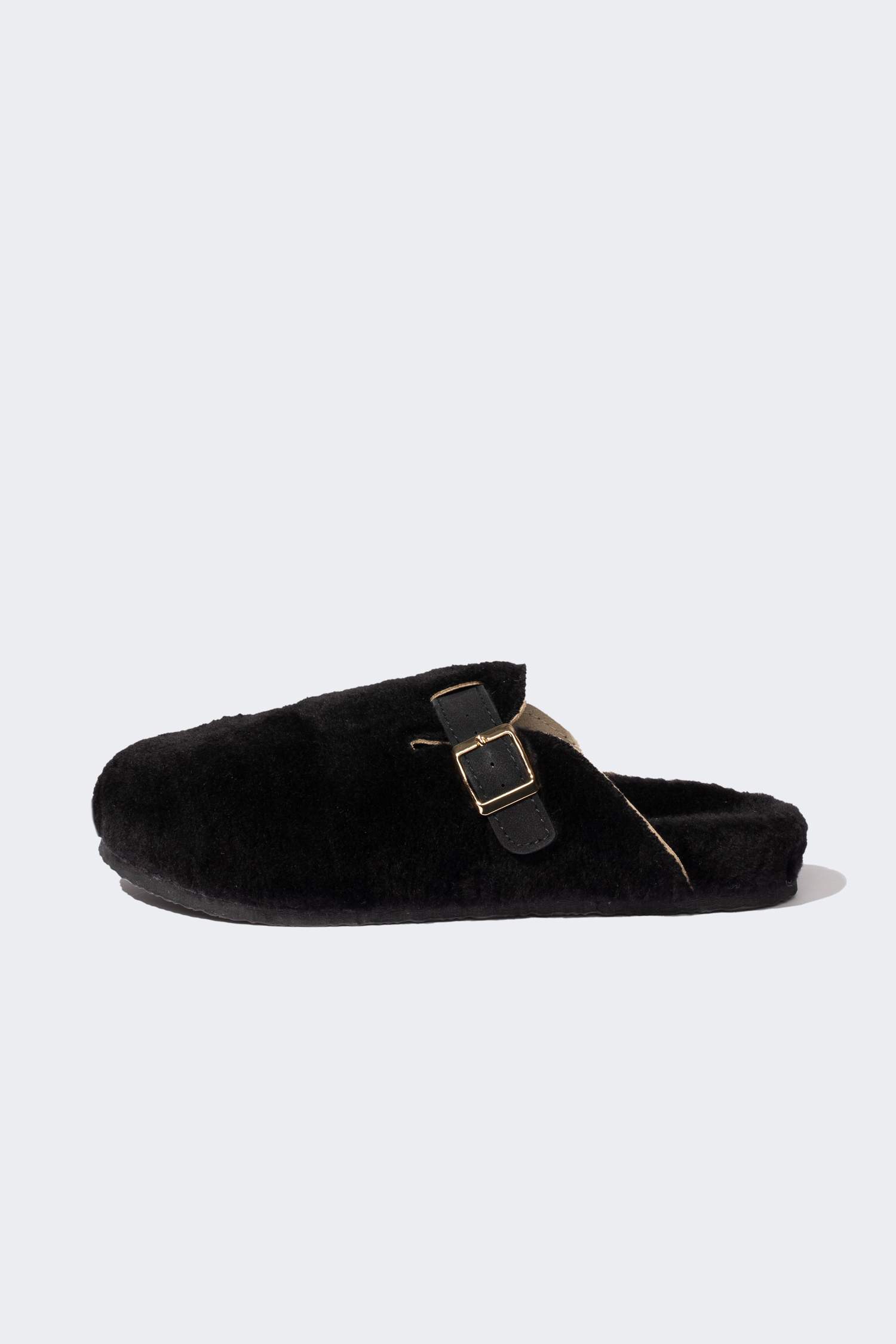 Kadın Düz Taban Toka Detaylı Ev Terliği