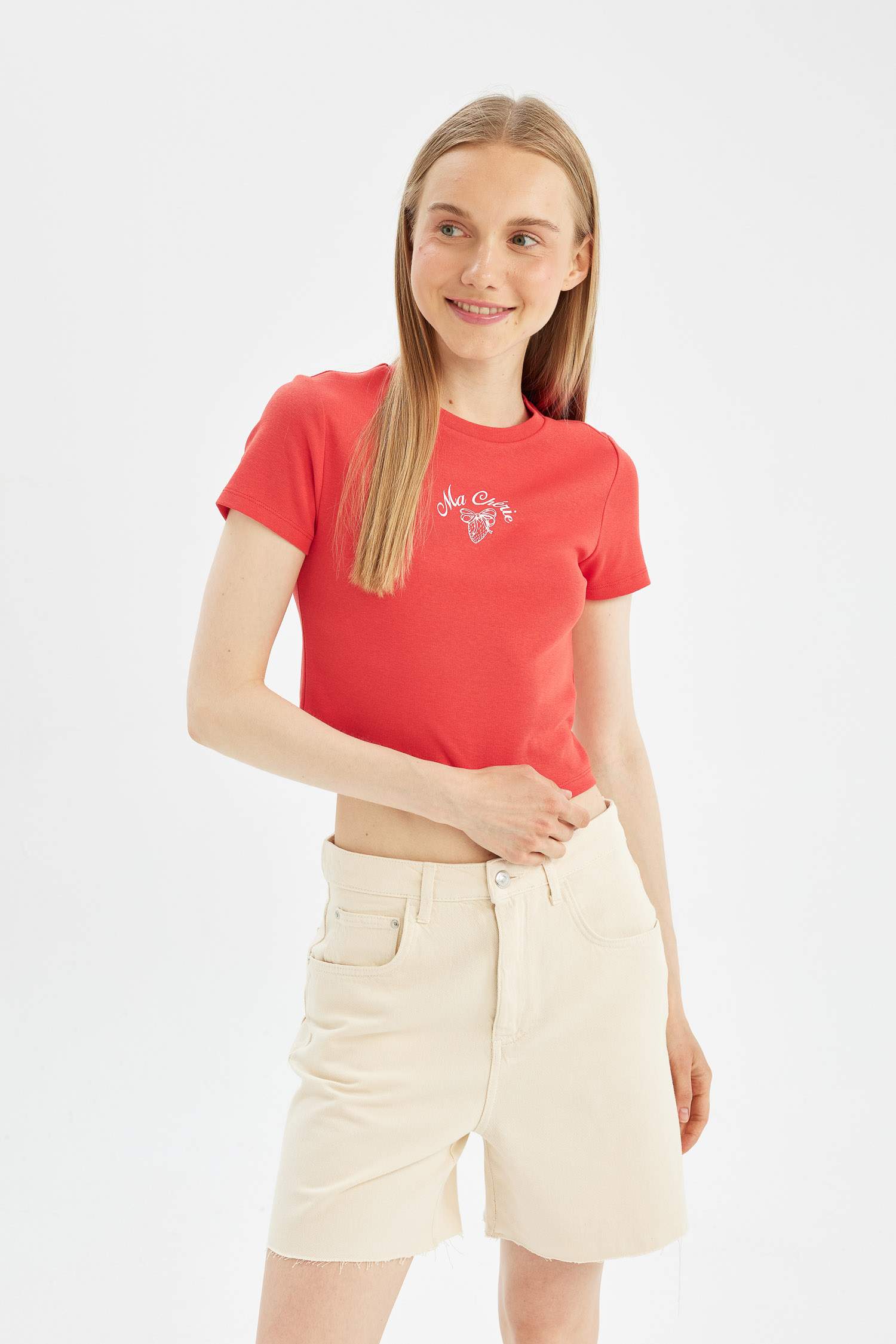 تيشيرت سليم فيت مضلع بطبعة فاكهة