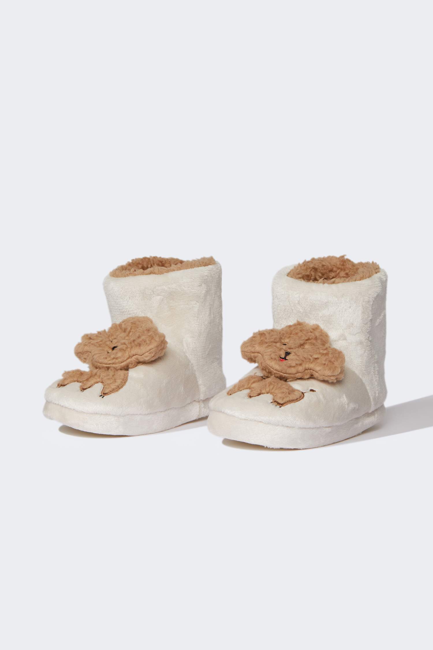 بانطوفة بنات بكعب مسطح