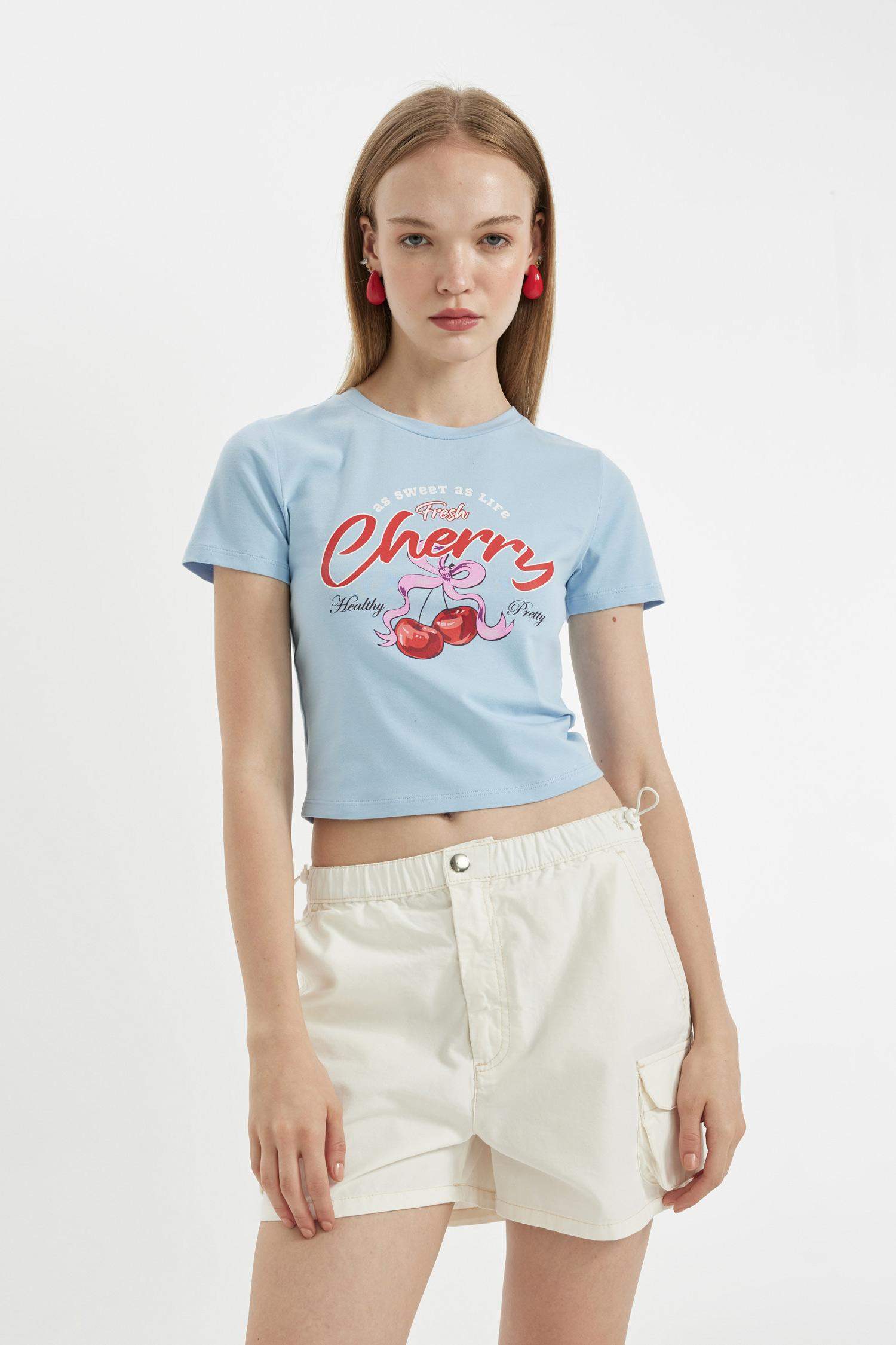 Fitted Bisiklet Yaka Baskılı Kısa Kollu Tişört