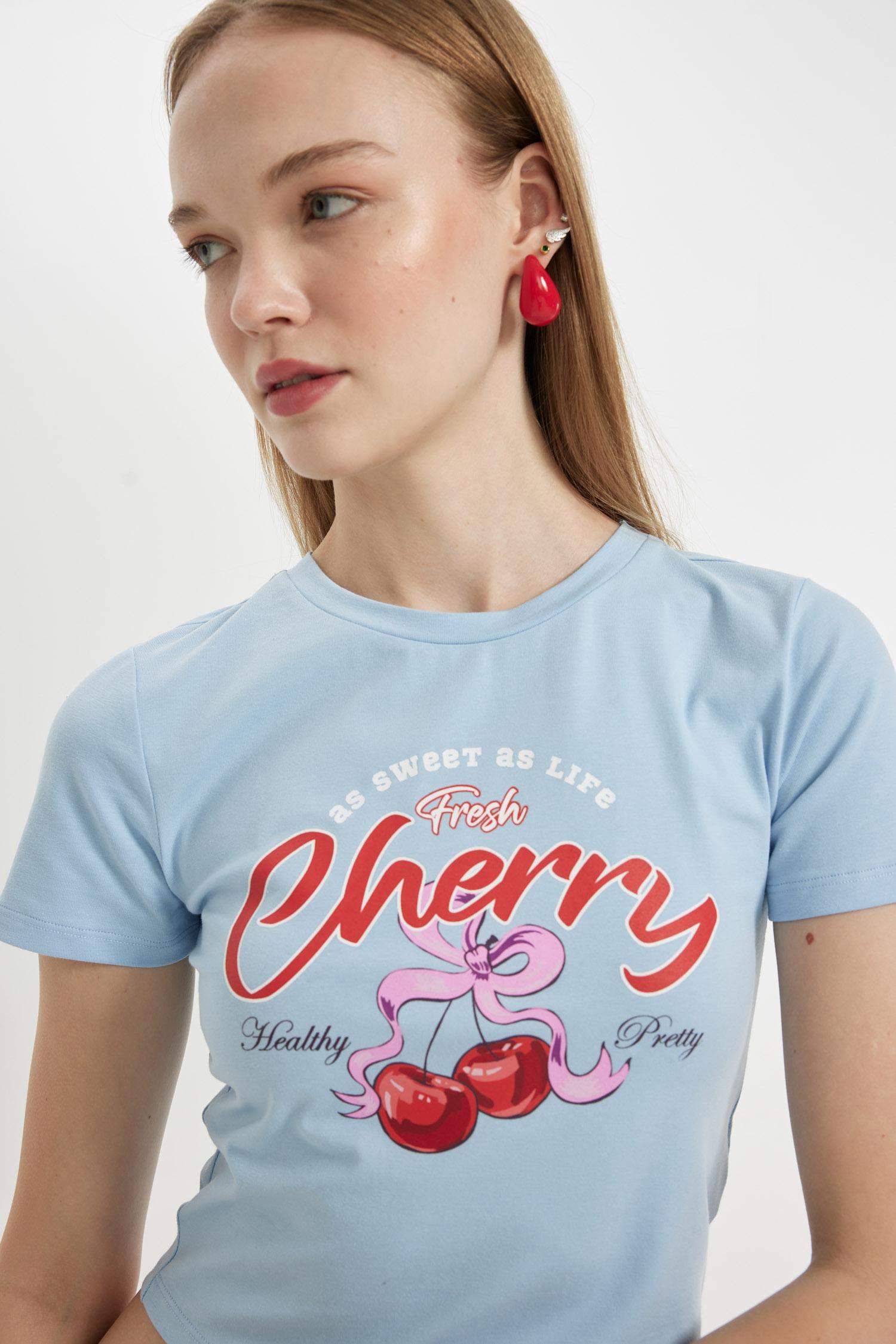 Fitted Bisiklet Yaka Baskılı Kısa Kollu Tişört