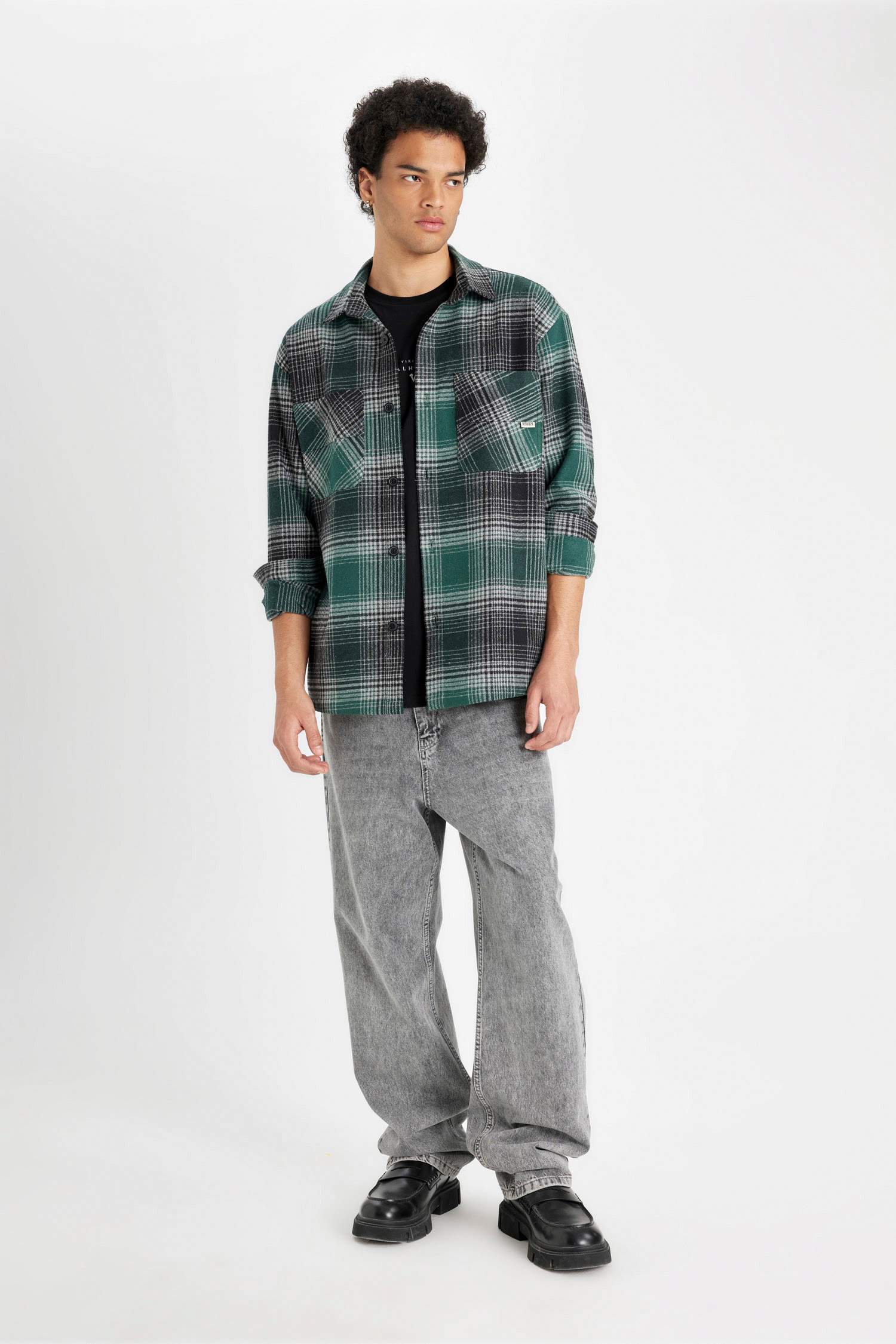 Relax Fit Woodcutter Plaid Long Sleeve Shirt