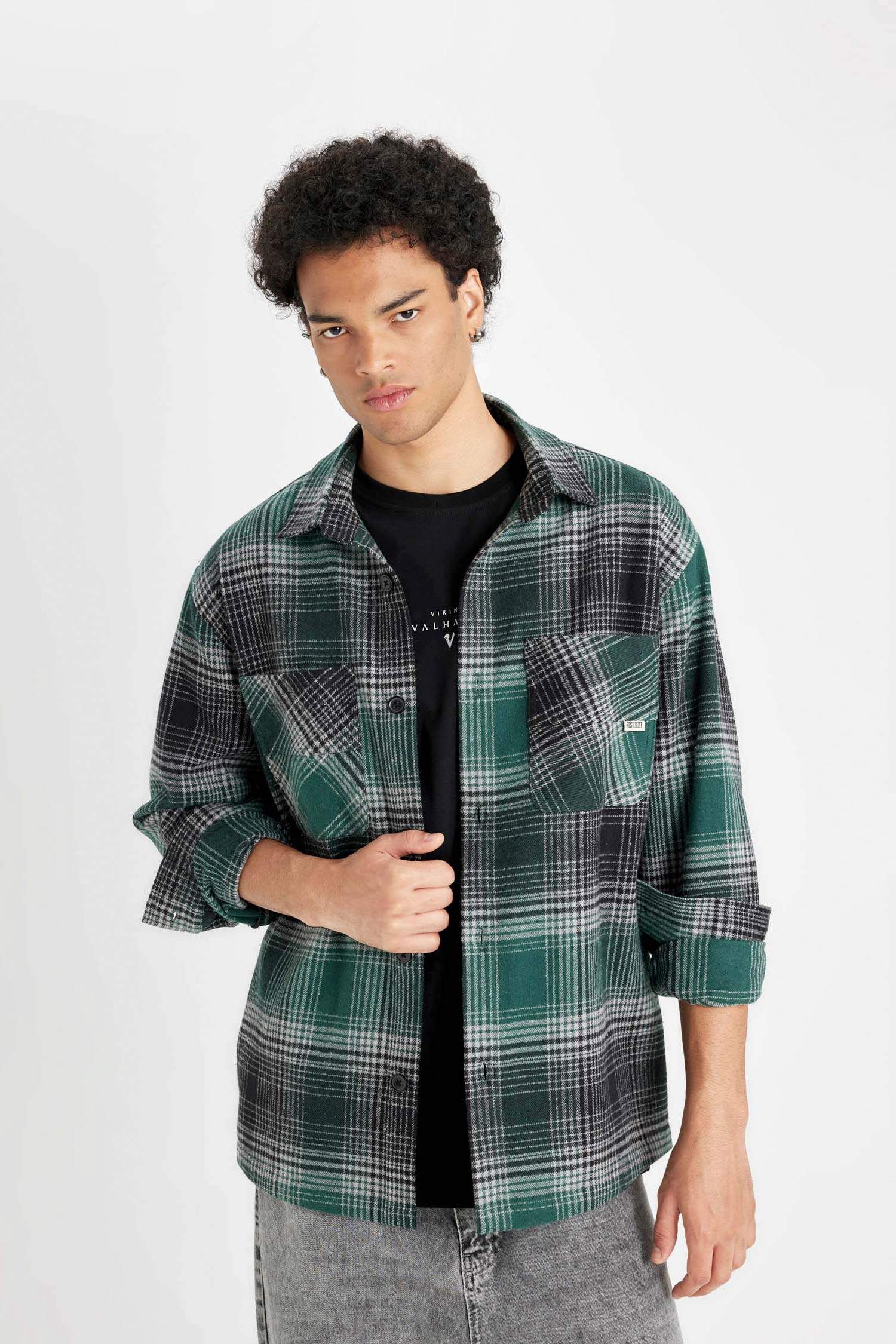 Relax Fit Woodcutter Plaid Long Sleeve Shirt