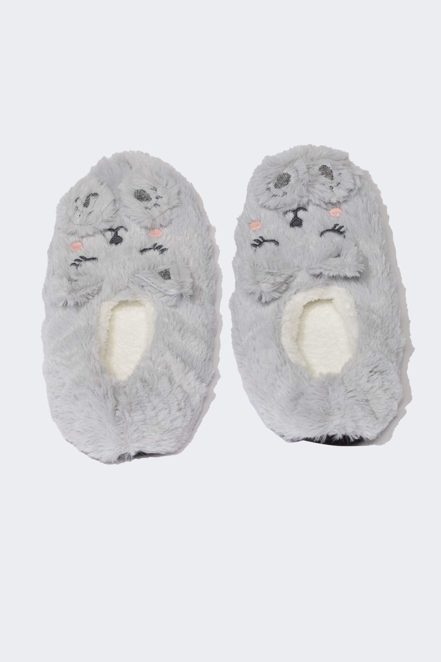 Woman Flat Sole Slip On Slippers