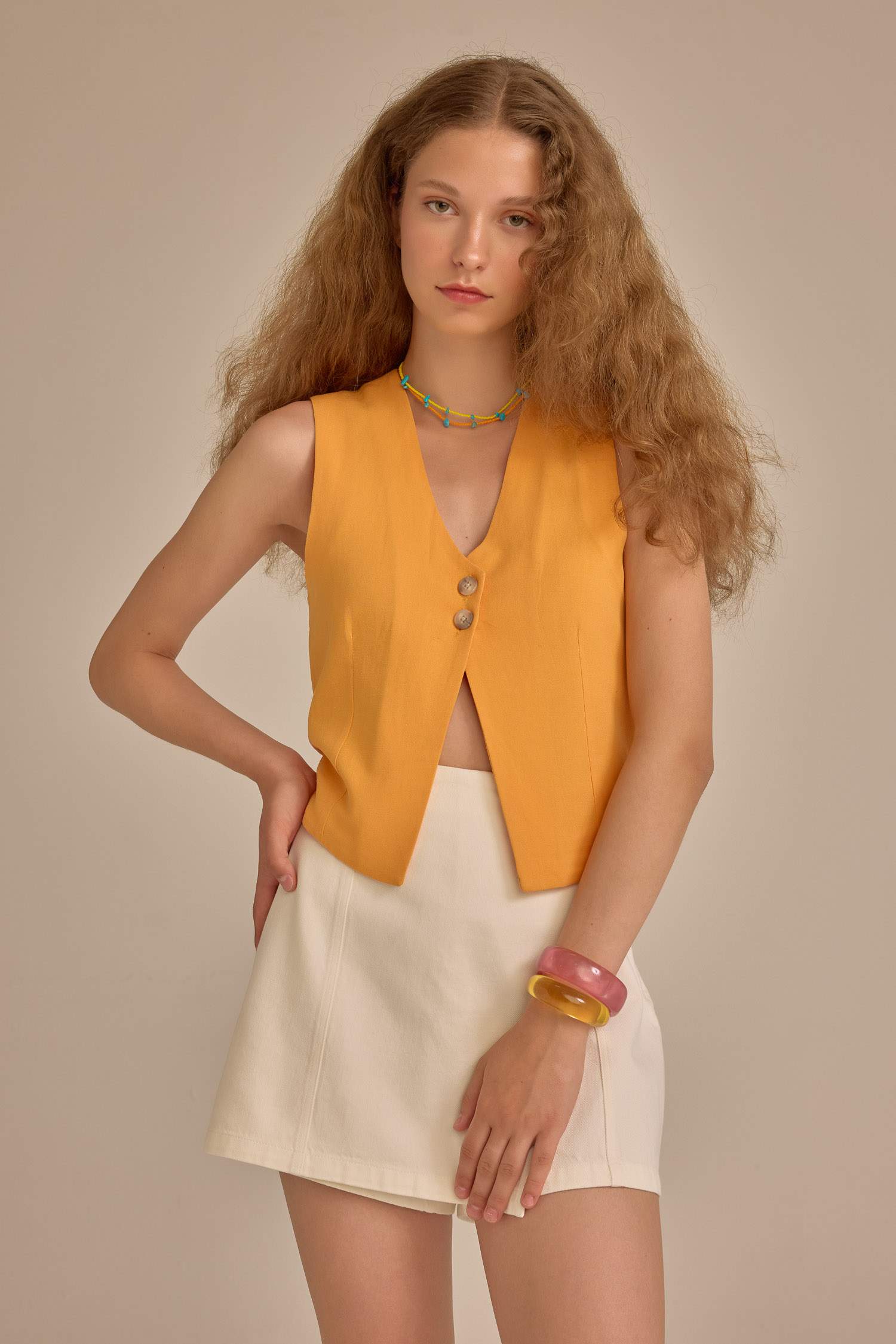 Regular Fit V-Neck Linen Blend Vest