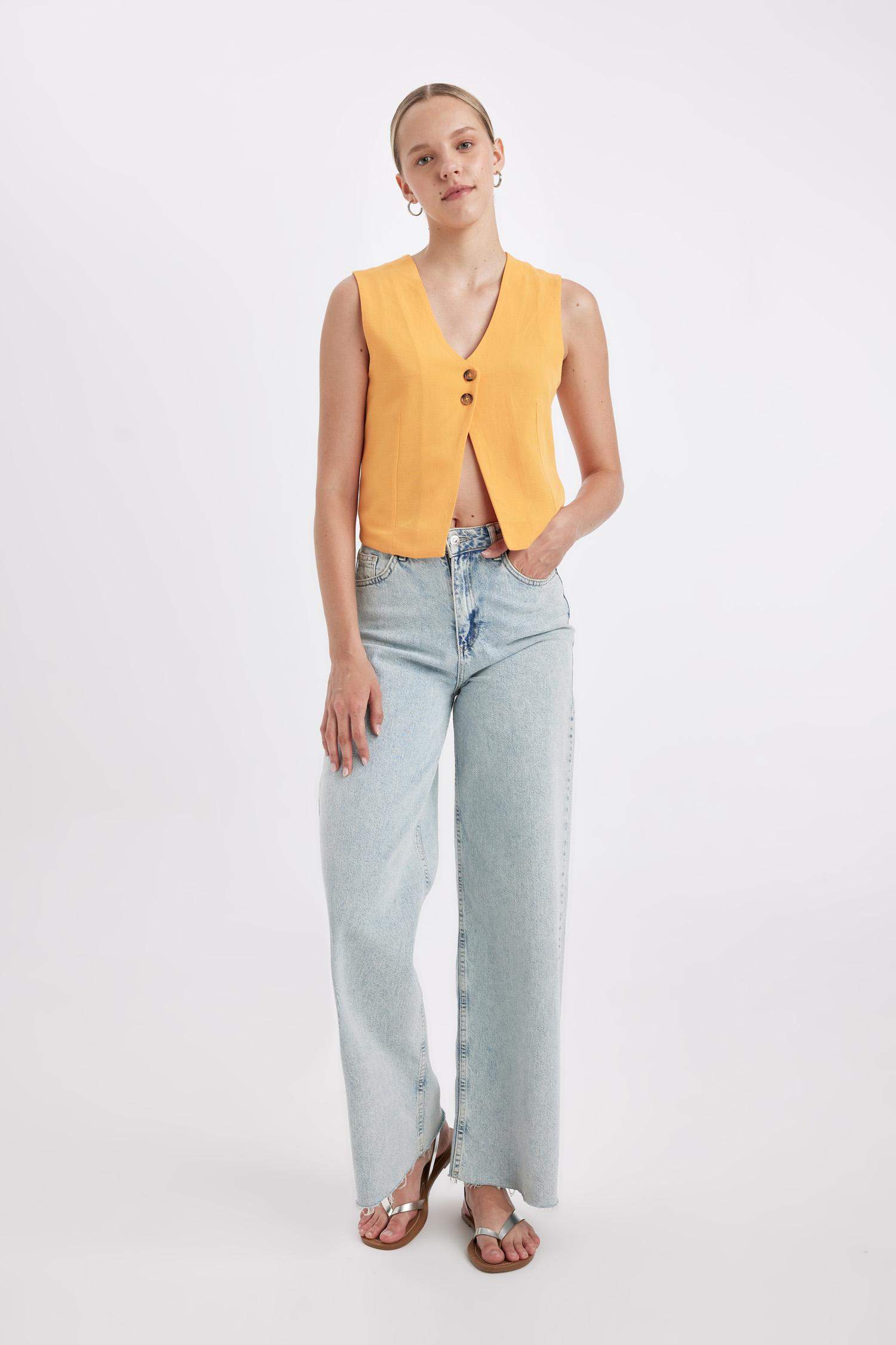 Regular Fit V-Neck Linen Blend Vest